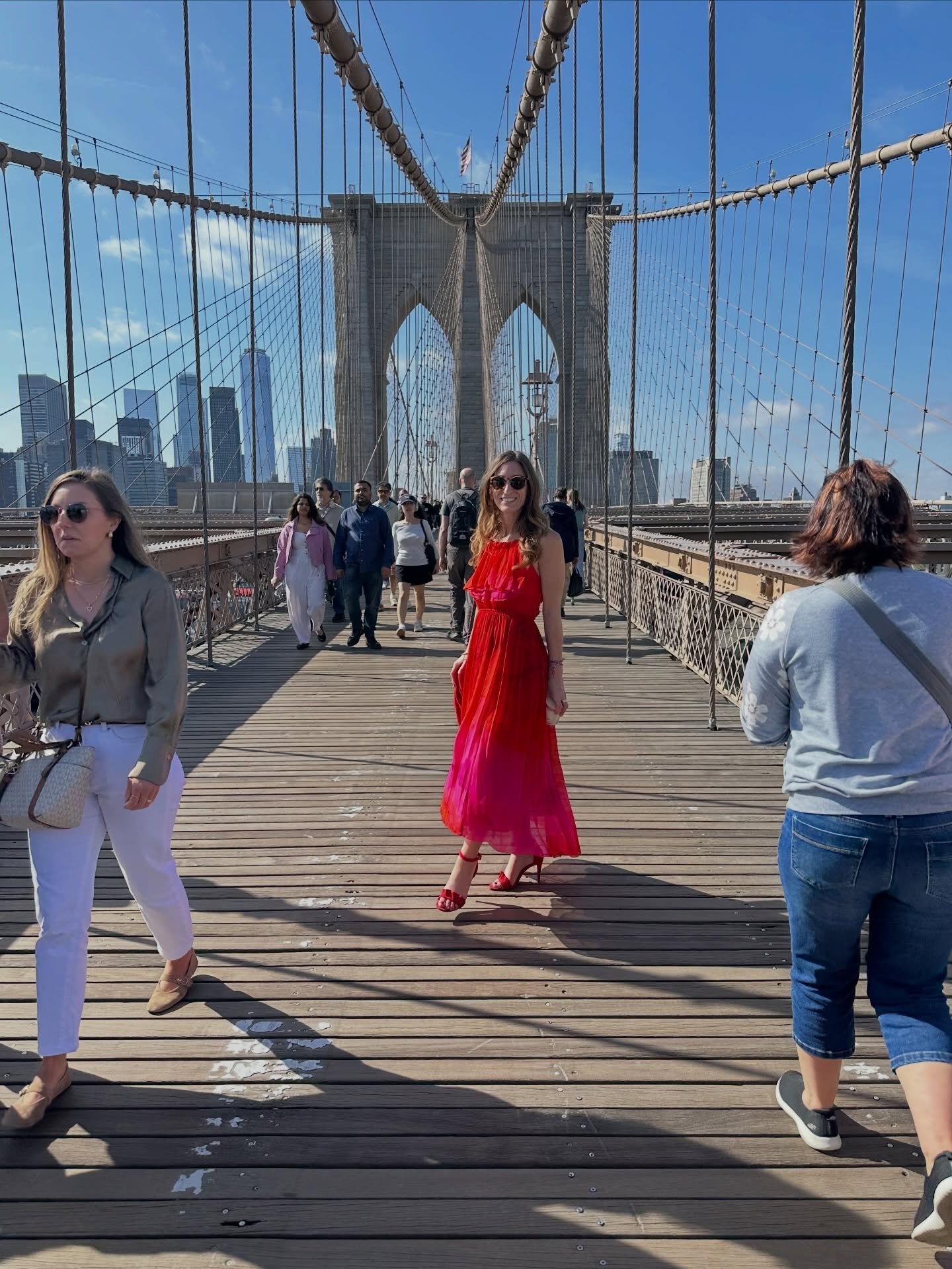 Channeling SJP 👠 one heel at a time

#sexandthecity #nyc #brooklynbridge #manhattanview #sjp