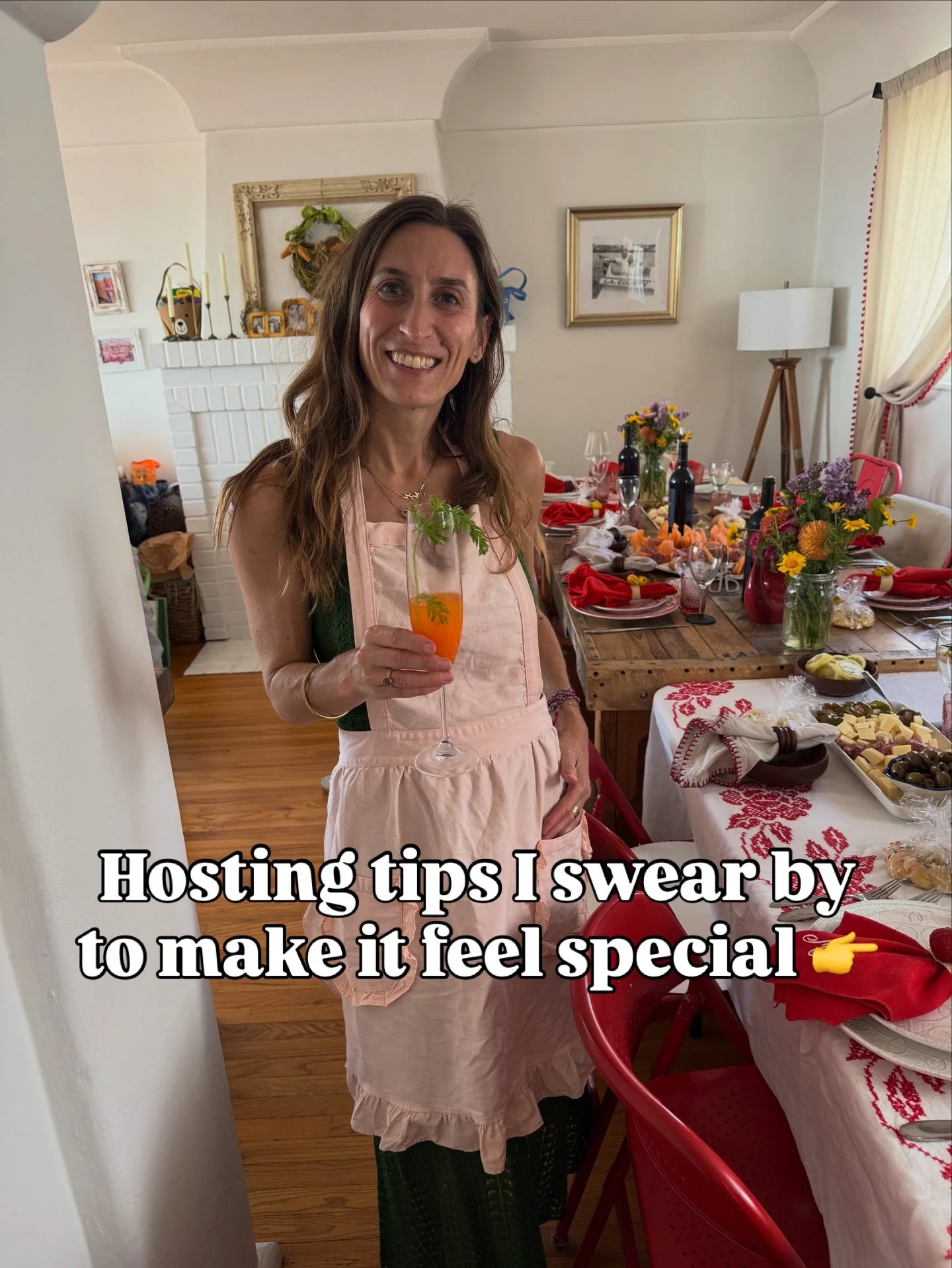Feeding people is my love language 🥕 and creating a beautiful table is in my 🇮🇹 roots.

Find a recipe to serve at your next dinner party on my blog 🖕 link in bio.

#hostess #hostesswiththemostess #hostesslife #hostingtips #dinnerpartyideas