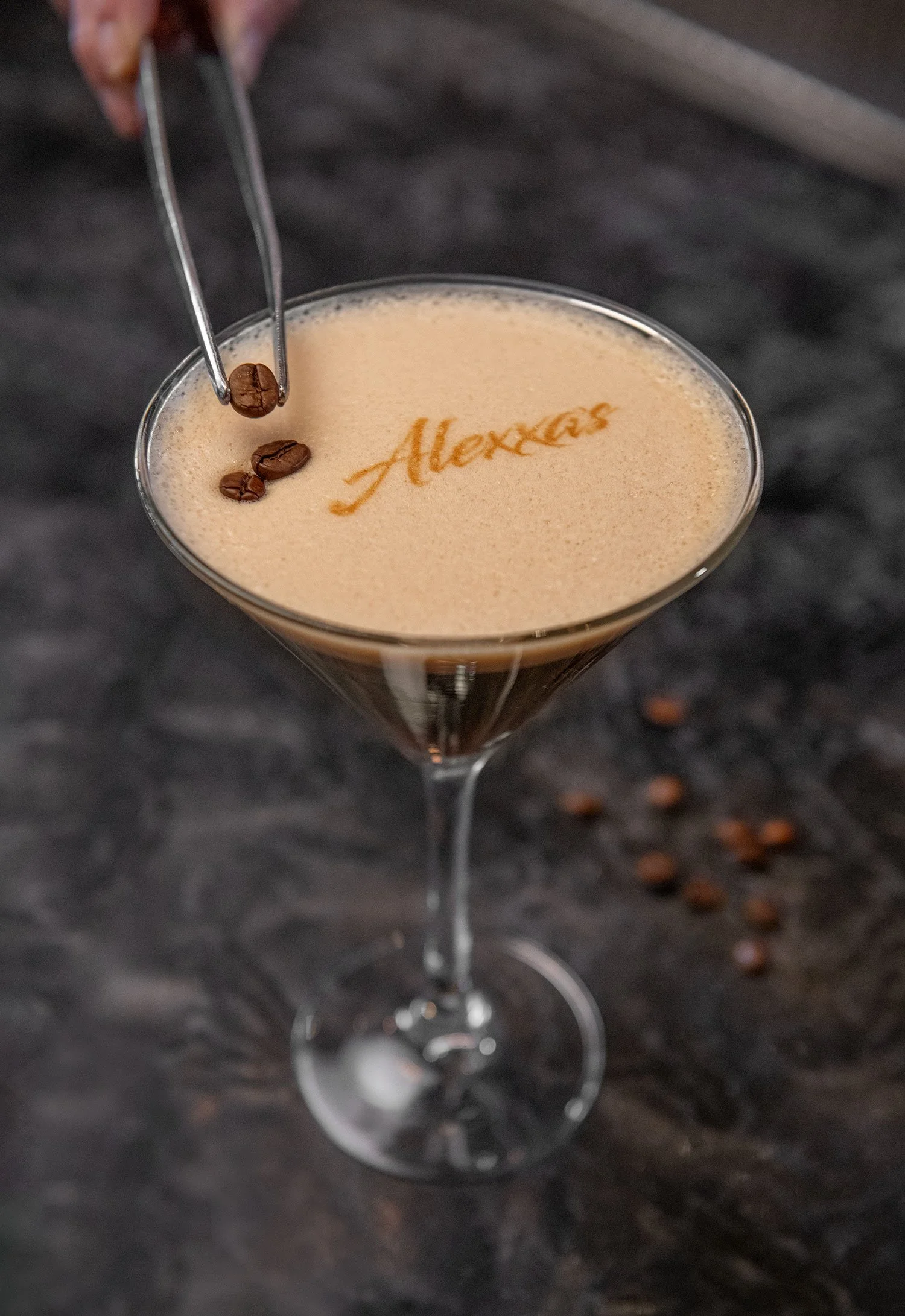 Alexxas_Bar_2Web.jpg