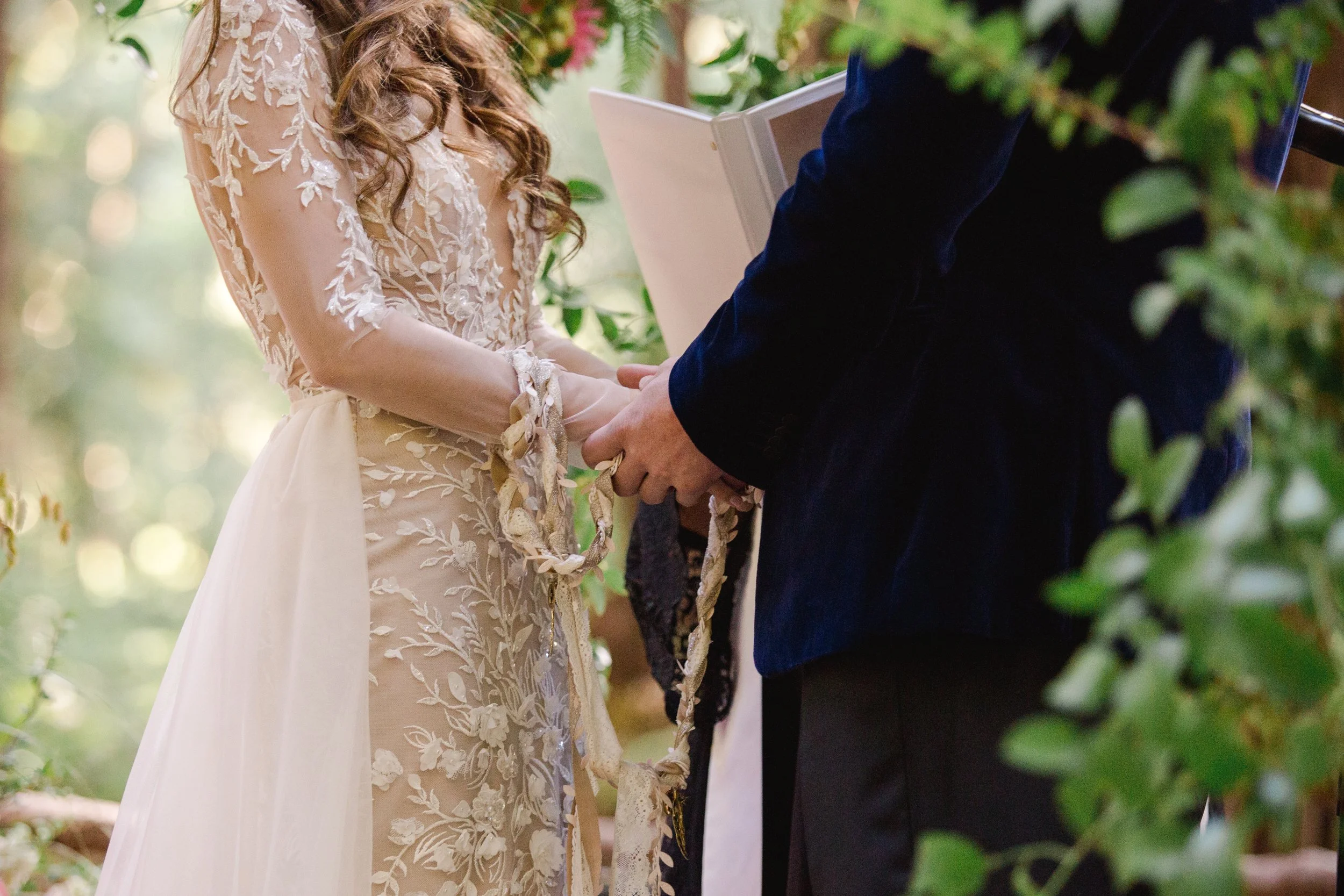 Jenna and Eric Handfasting.jpg