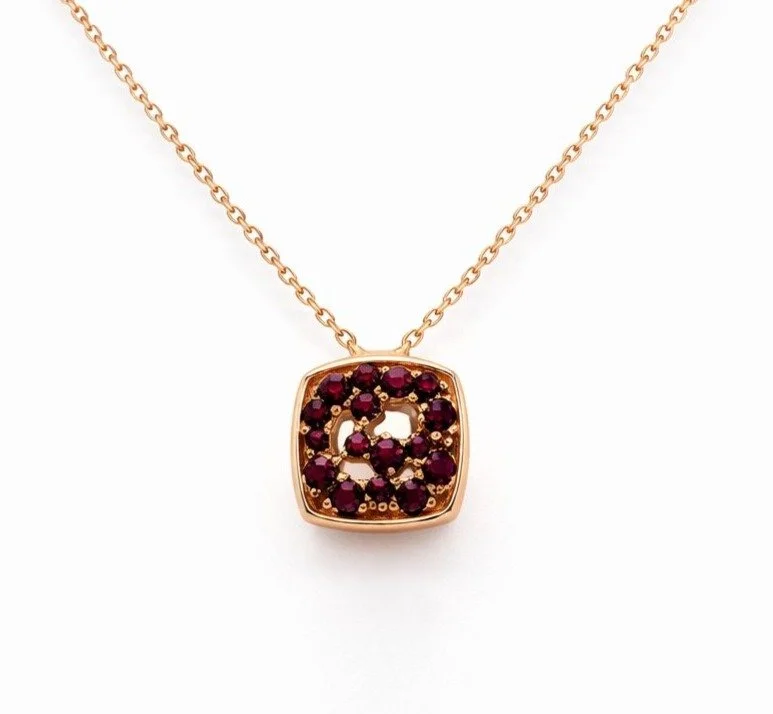 RG 99 Rosegold garnet Necklace 14 ct NYSA