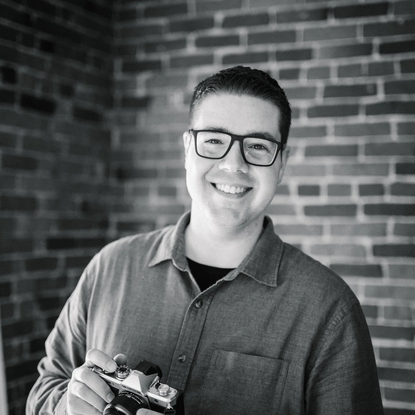 I guess it&rsquo;s time for another introduction, I don&rsquo;t enjoy being in front of the camera, but love making you look your best!

I&rsquo;m Seth, a wedding photographer based in Fredericksburg, VA. I started my photography journey around the t