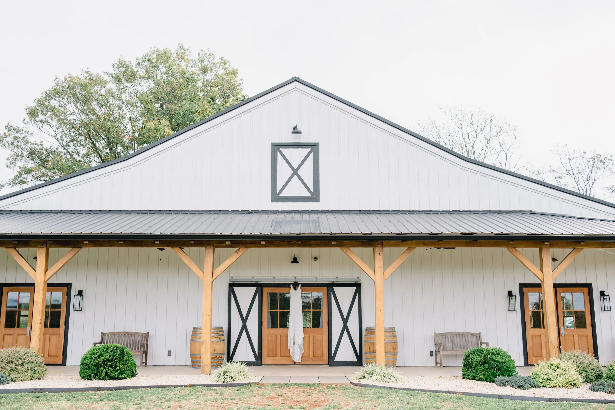 Wedding at Renback Barn in Rochelle, VA
