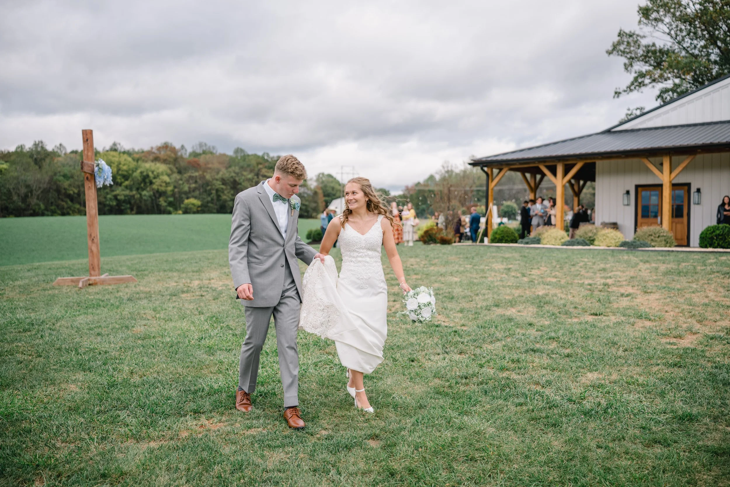 Wedding at Renback Barn in Rochelle, VA