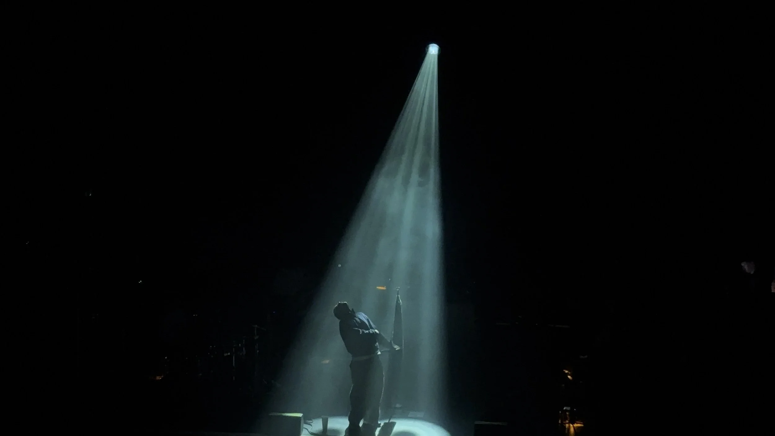 LIVE REVIEW: LOYLE CARNER @ GLASGOW O2 ACADEMY 14.11.2025