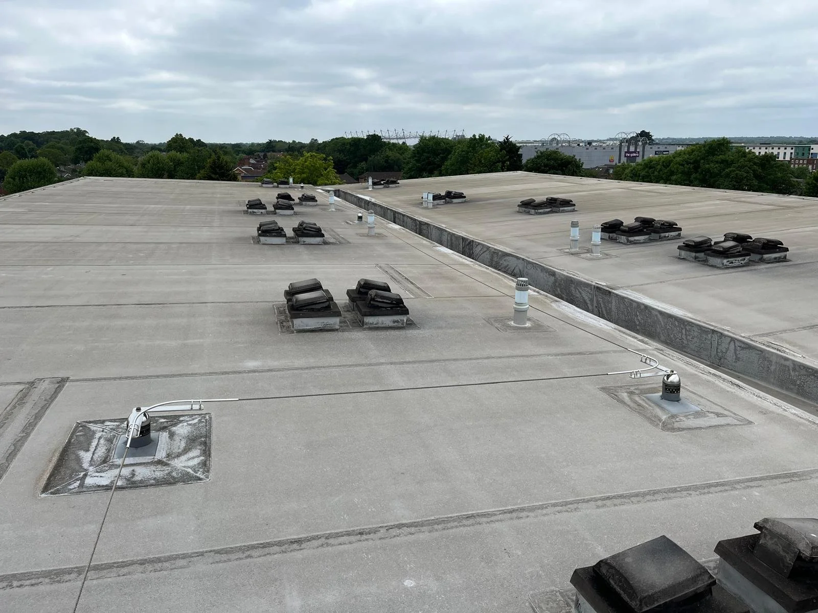Roof safety system inspection in compliance with WAHR 2005