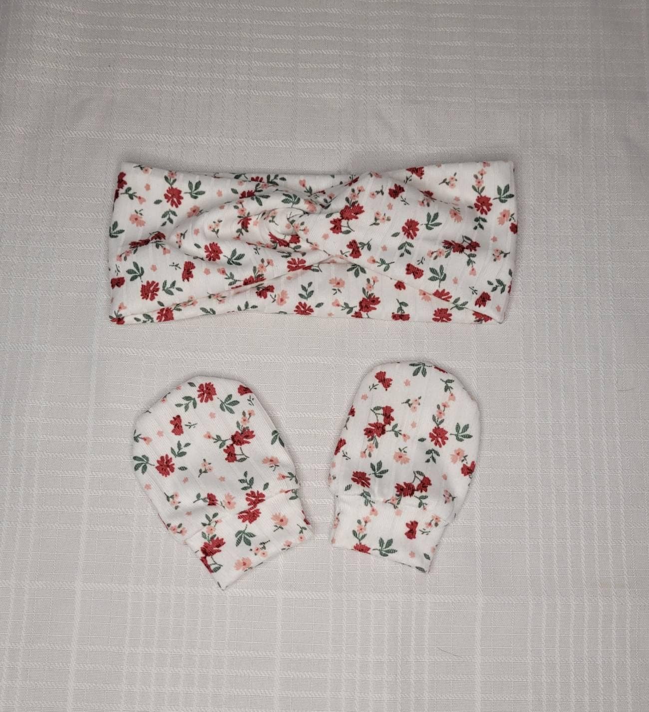 https://i.etsystatic.com/26291788/r/il/049c12/3770622828/il_fullxfull.3770622828_fkbp.jpg