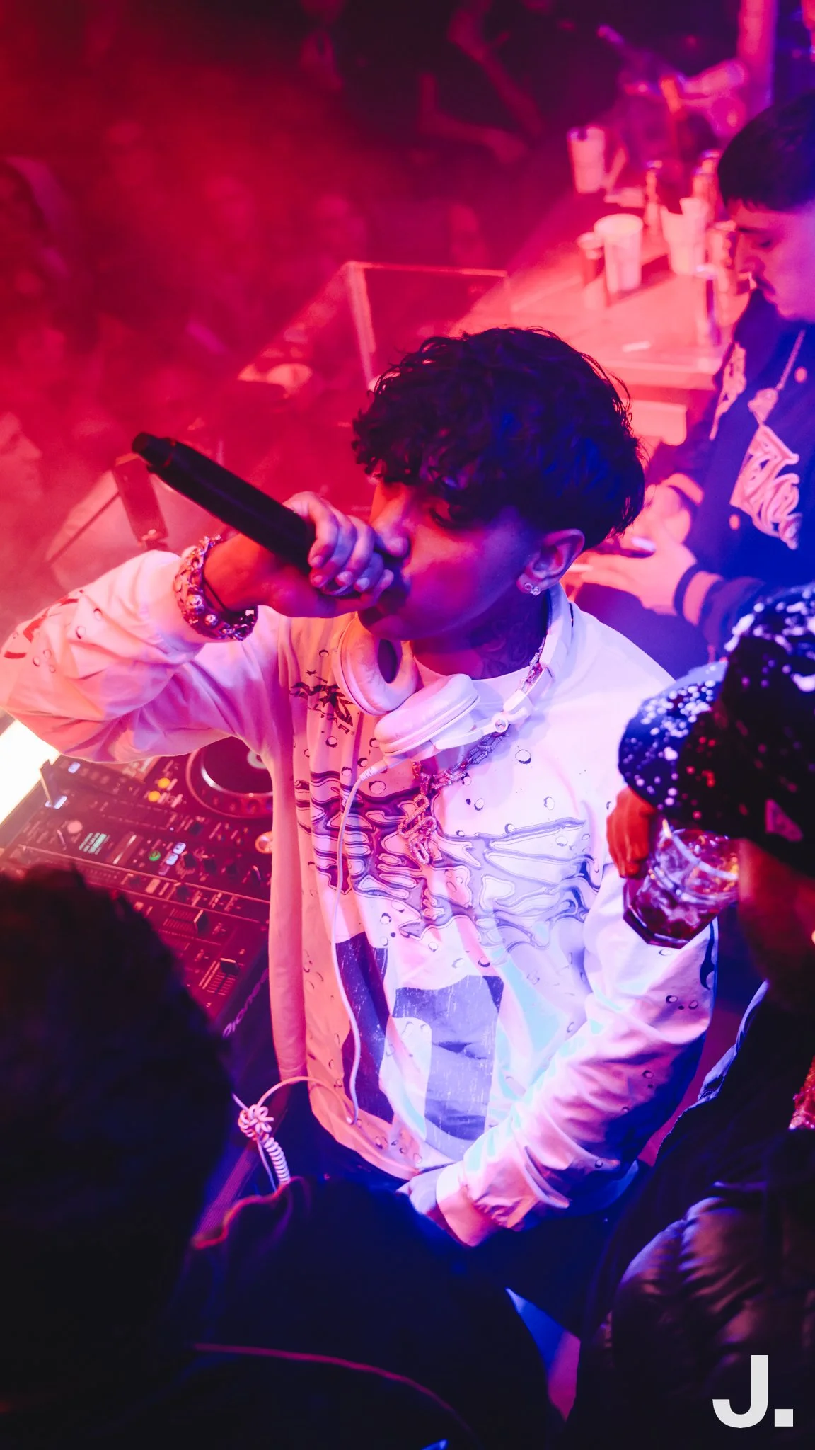 22.11.2025 | W/ FINESSE