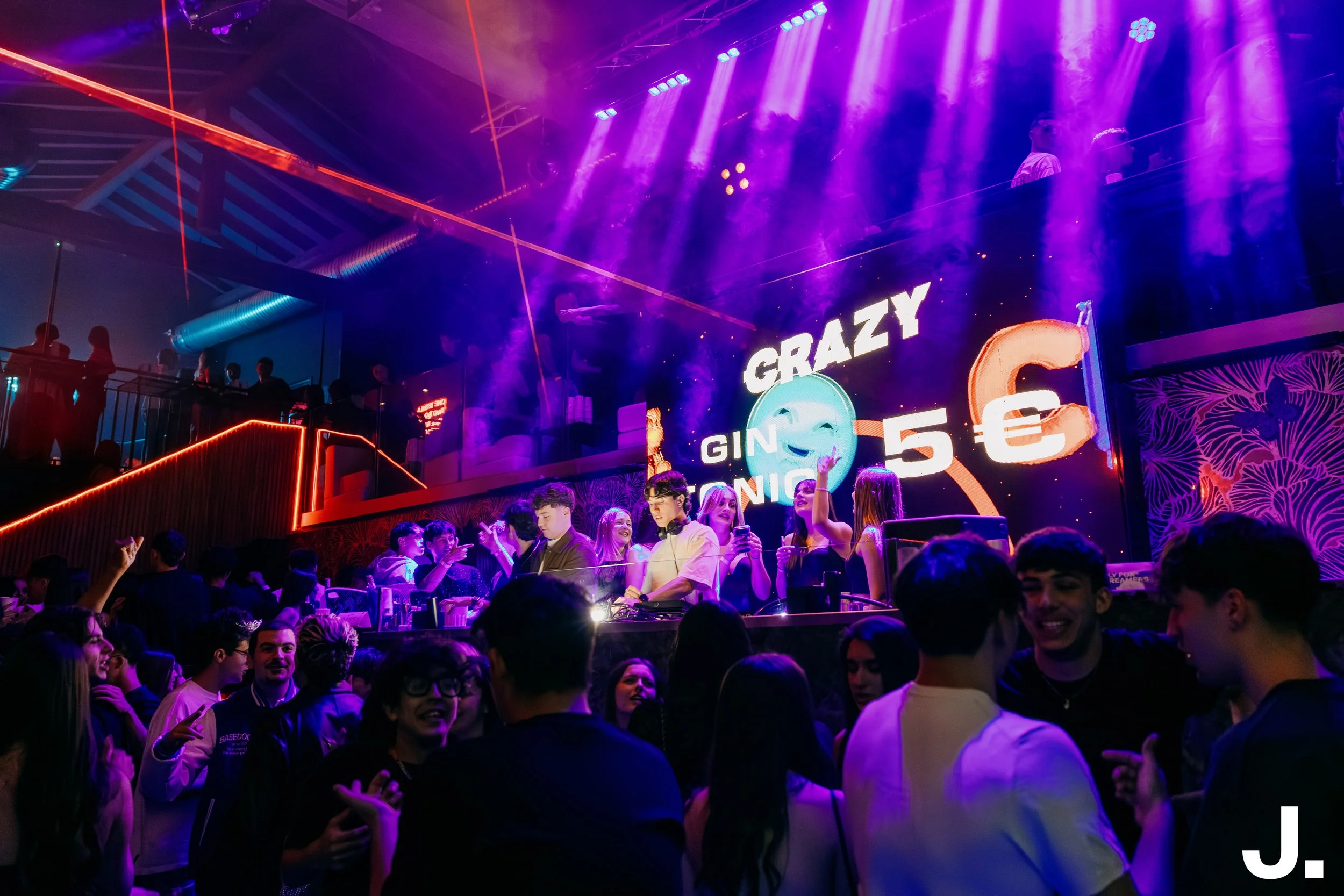 CRAZY_7.jpg