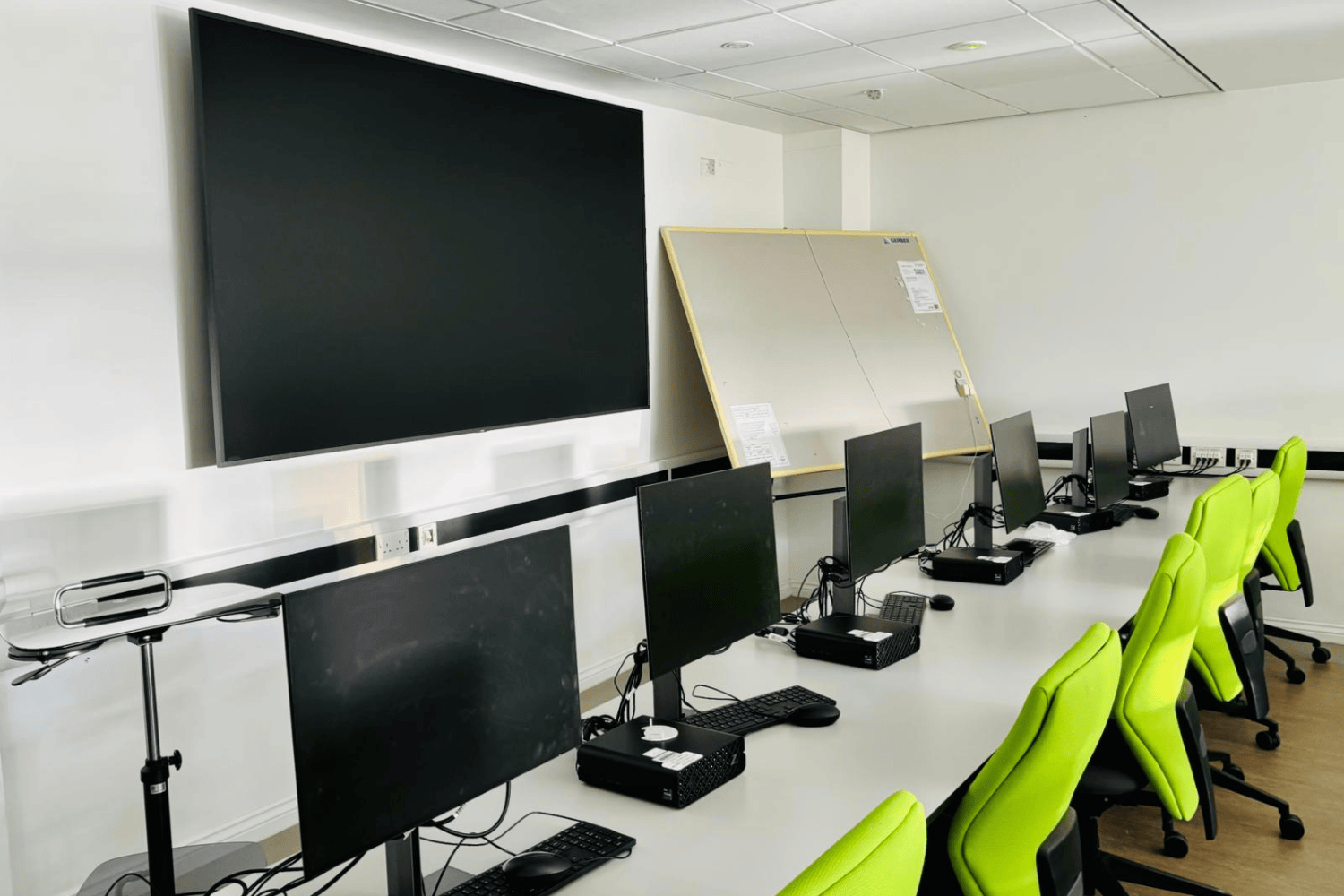 MMU - Cavendish 2 .png