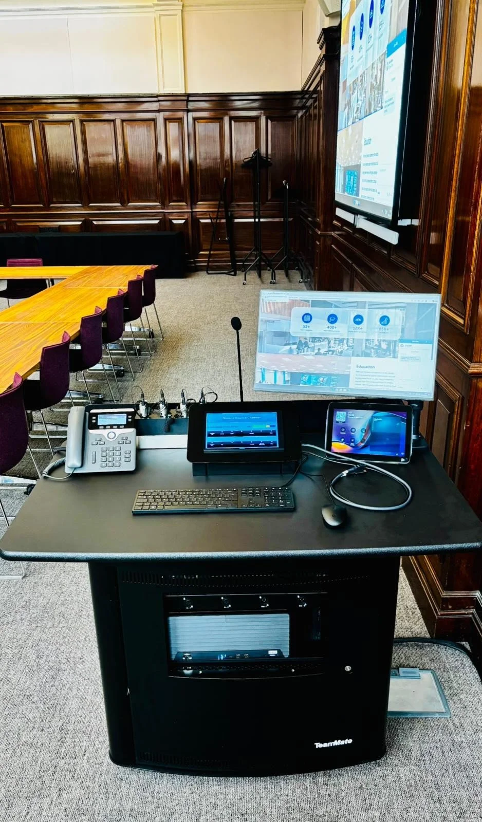 mmu ormond council chamber 3.jpg