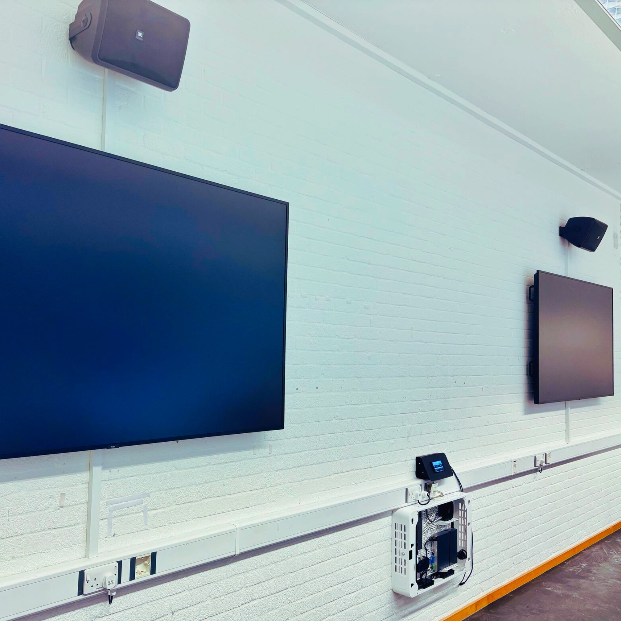 mmu university installation snapshot.png