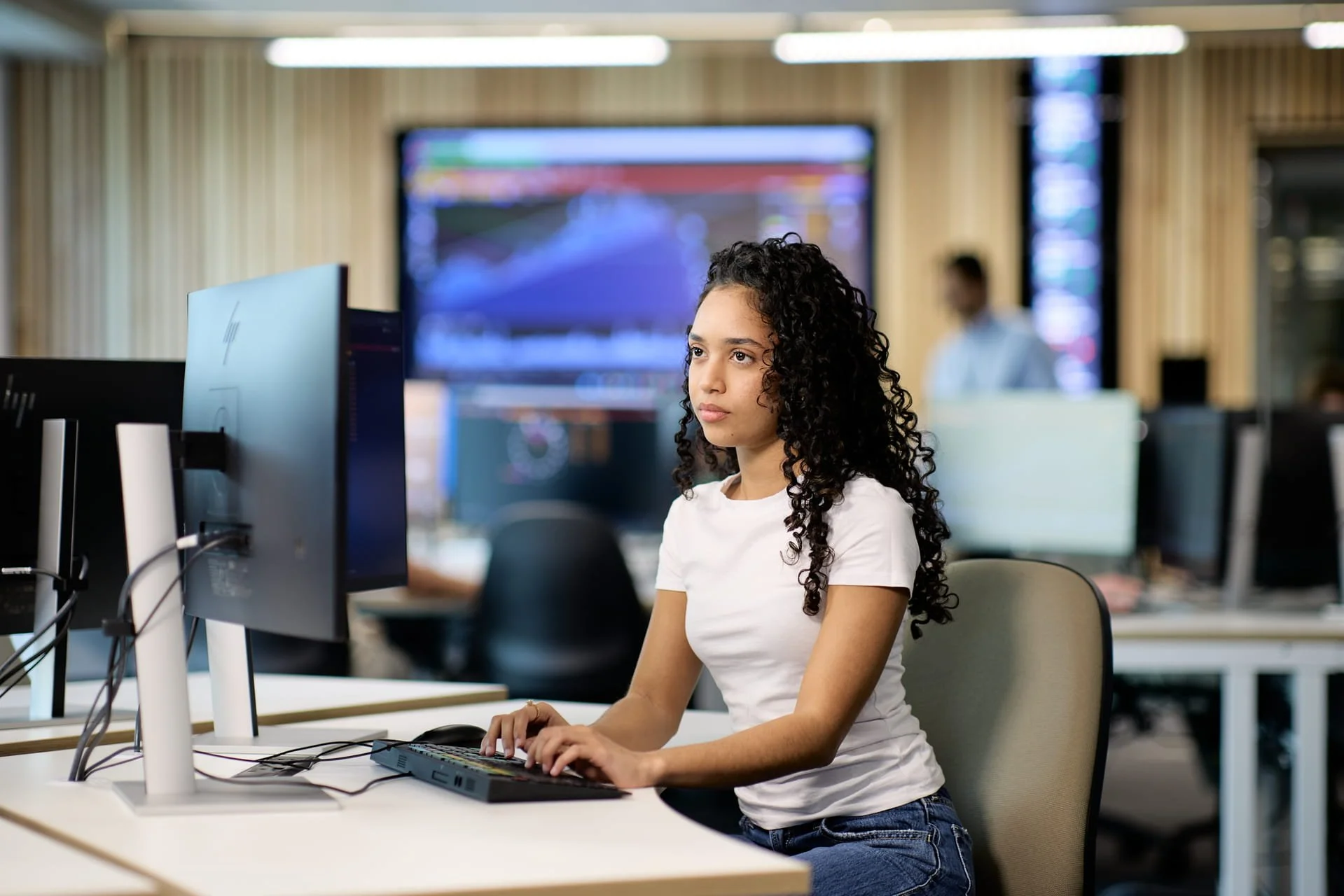 Bloomberg Suite in use 6.jpg