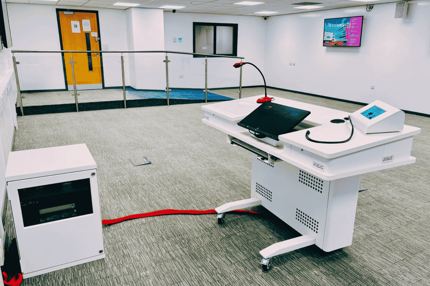 salford university 01.png