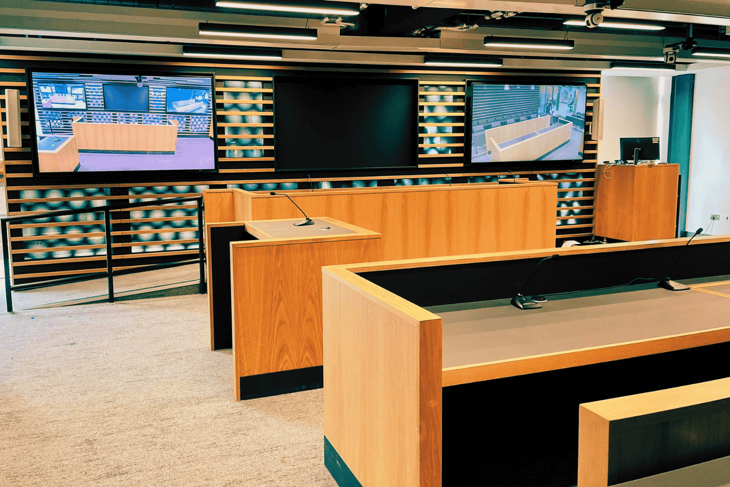 MMU Moot Court 01 .png