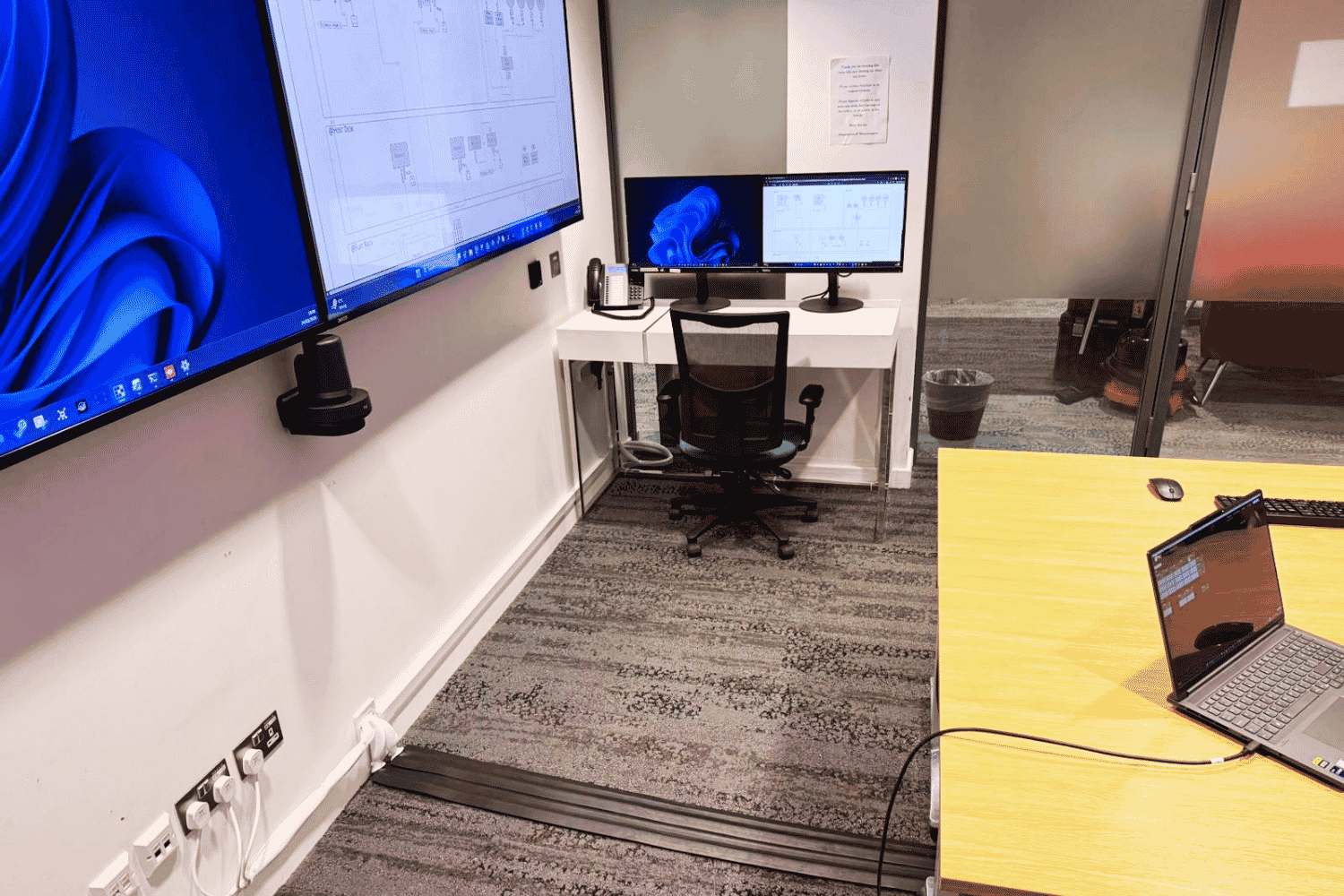 UCLH Neurology meeting room (9).png