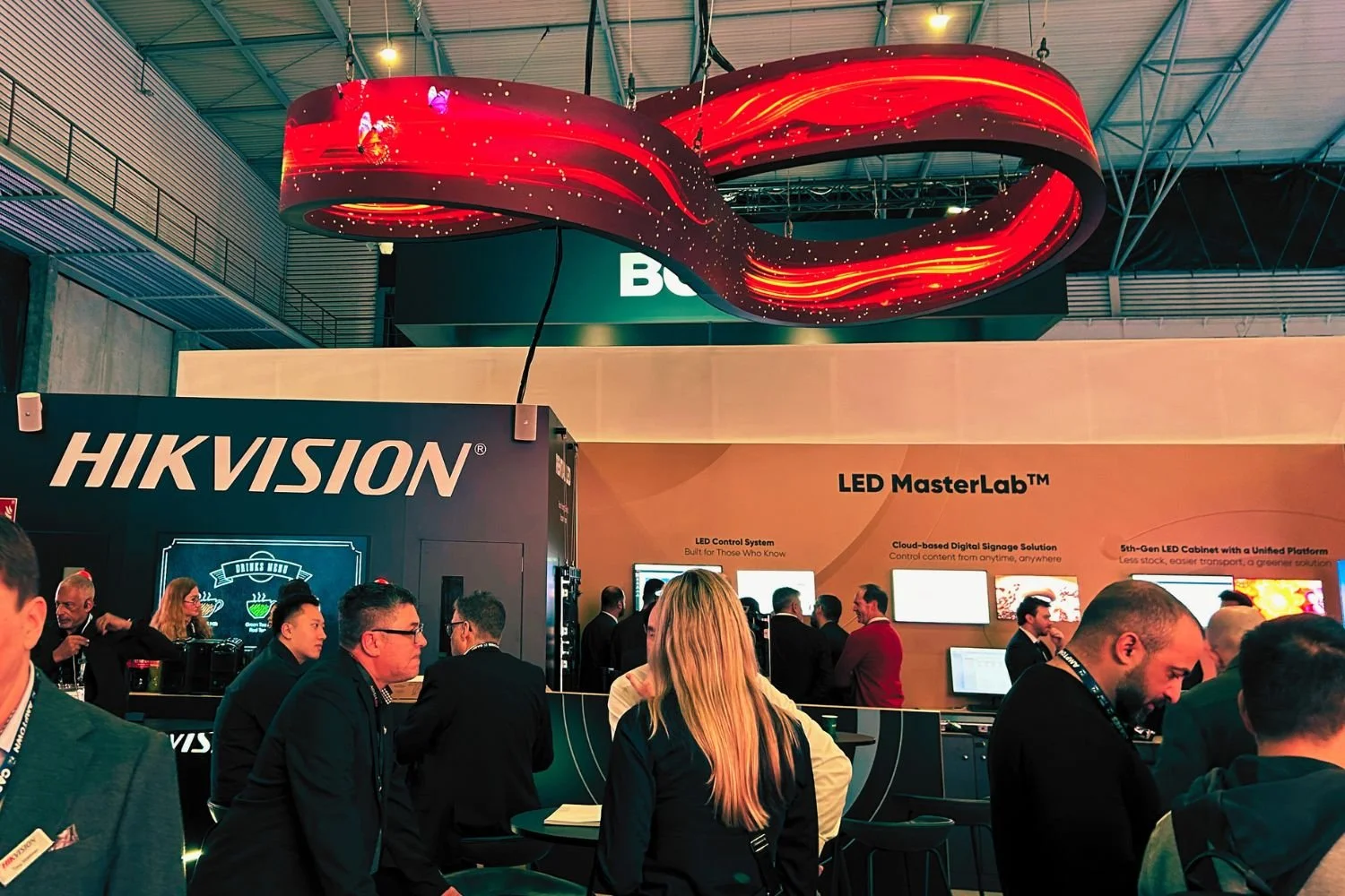 ise 2026 hikvision.jpg