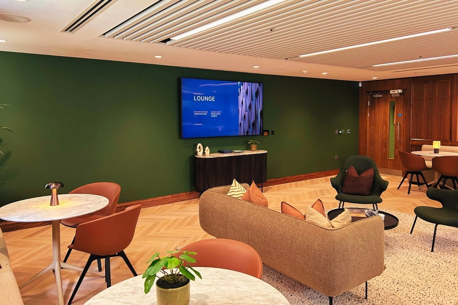 stm lounge 7.jpg