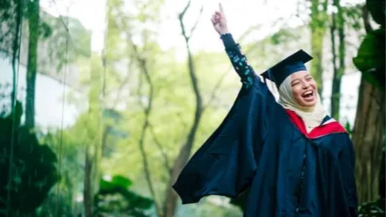 Navigating Life After College: Tips From a 25-Year-Old