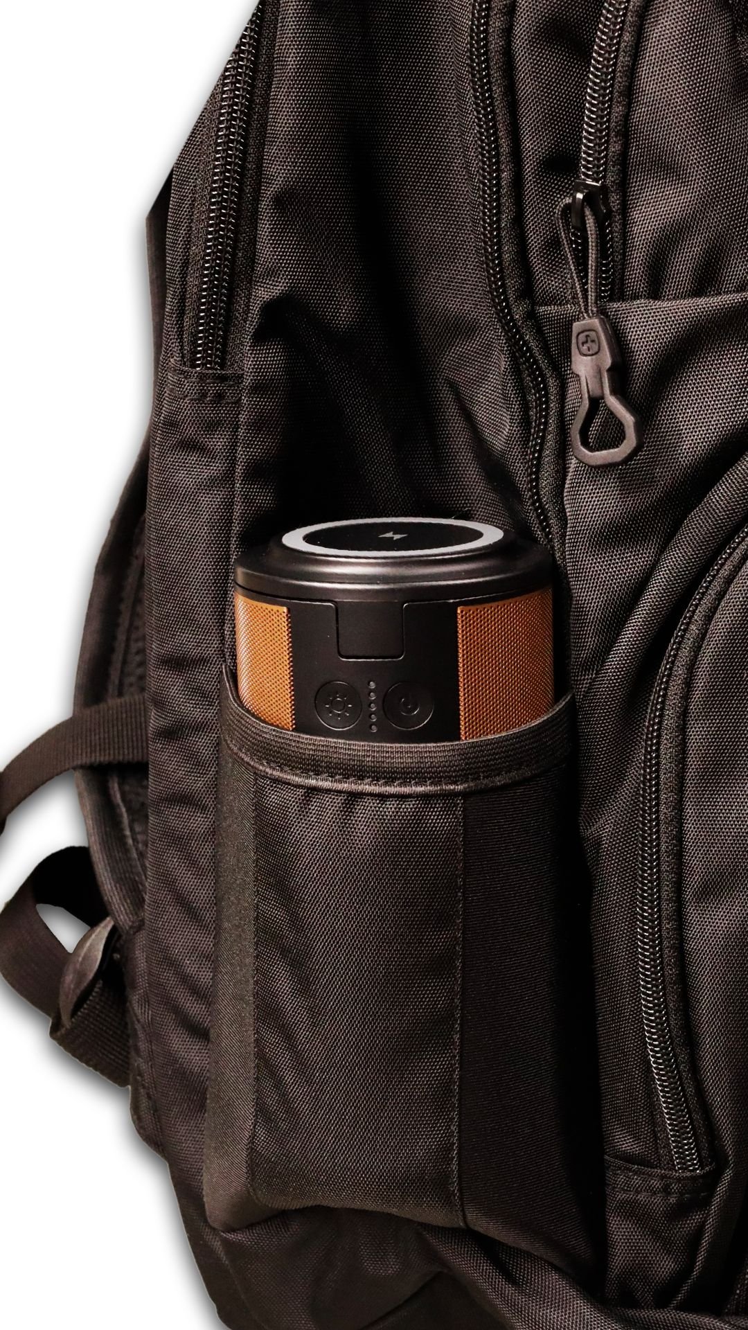 M150_Studio_04_Backpack.png