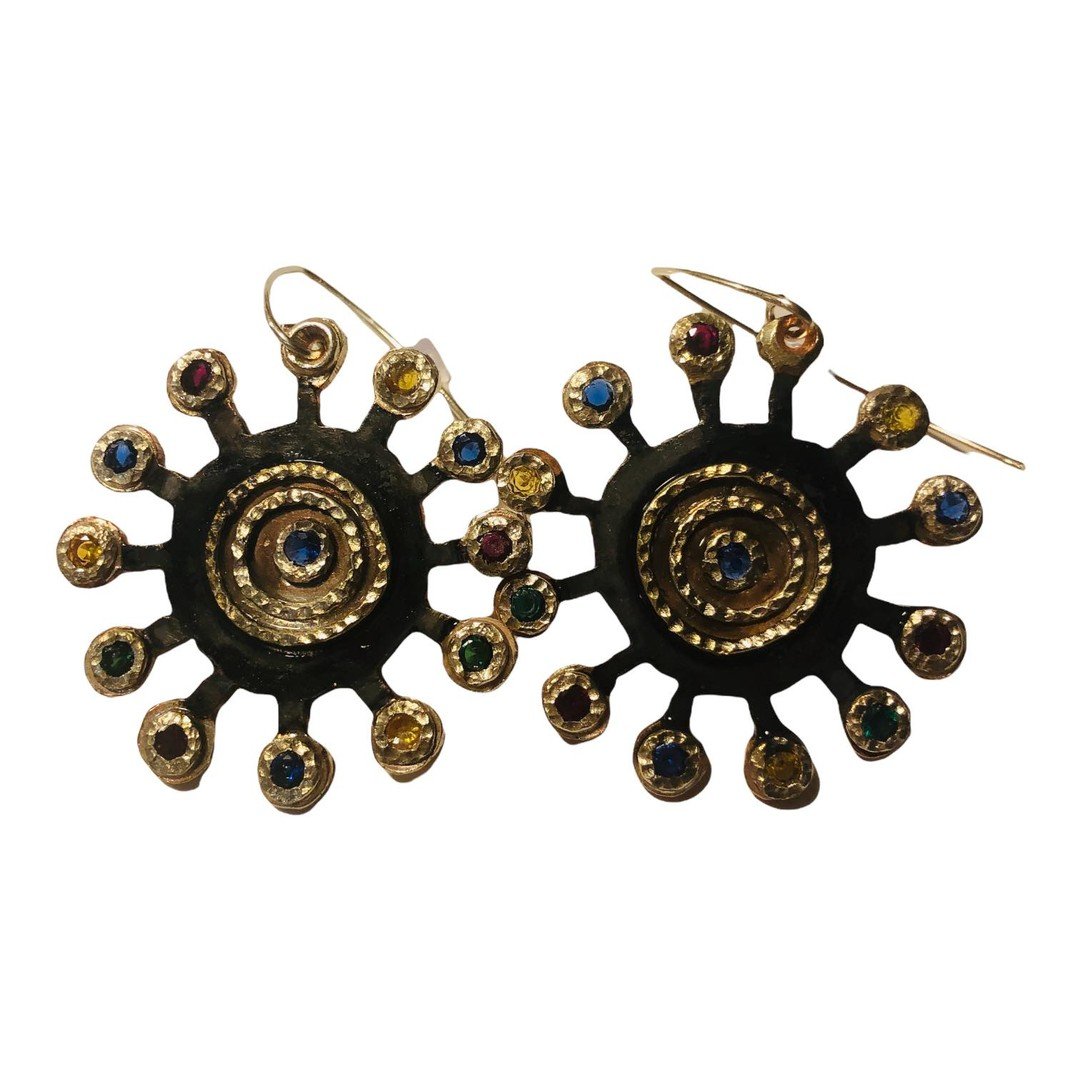 Day 10 of the Share Your Work Challenge. I was nominated by Bette Barnette to share my work. 

10 days, 10 pieces, no explanation. The purpose is to
promote positivity, passion and attention to art.

I am also called upon to nominate another person e