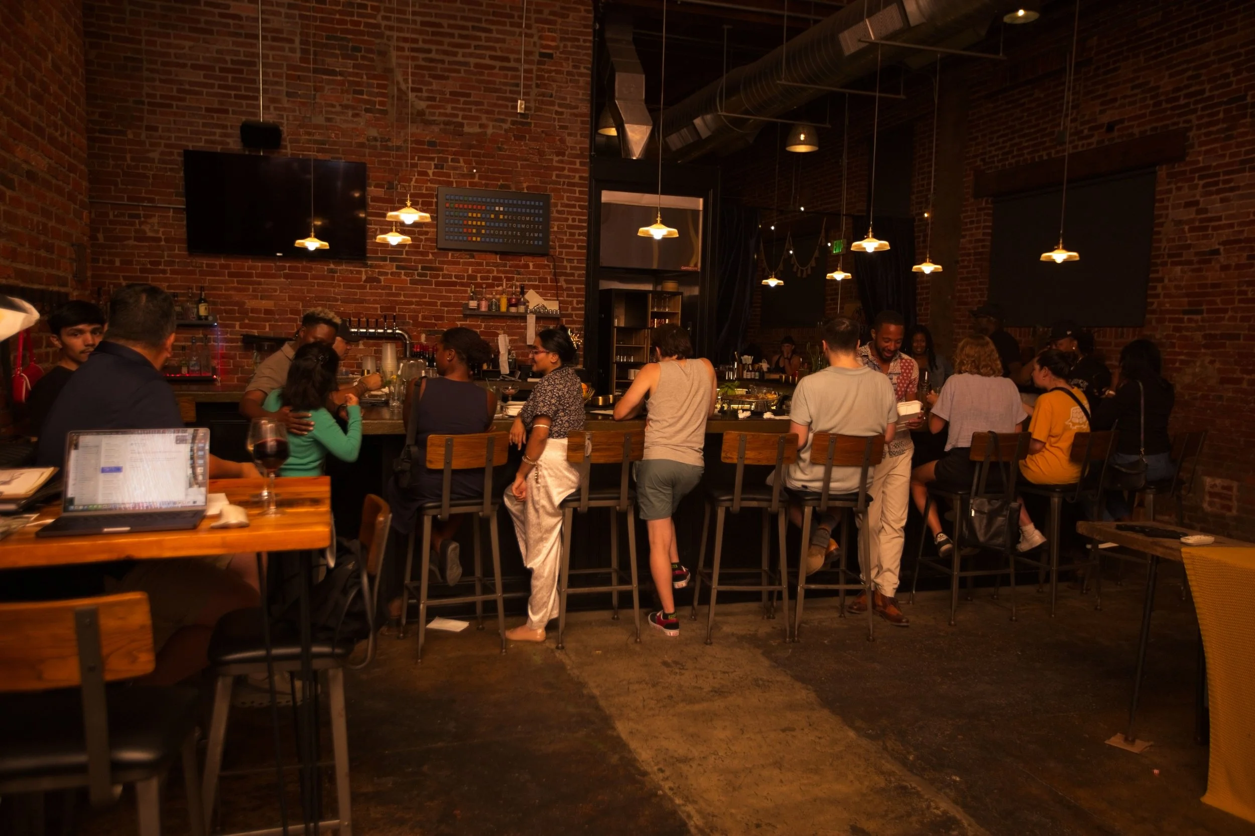 22 Motte Bar.jpg