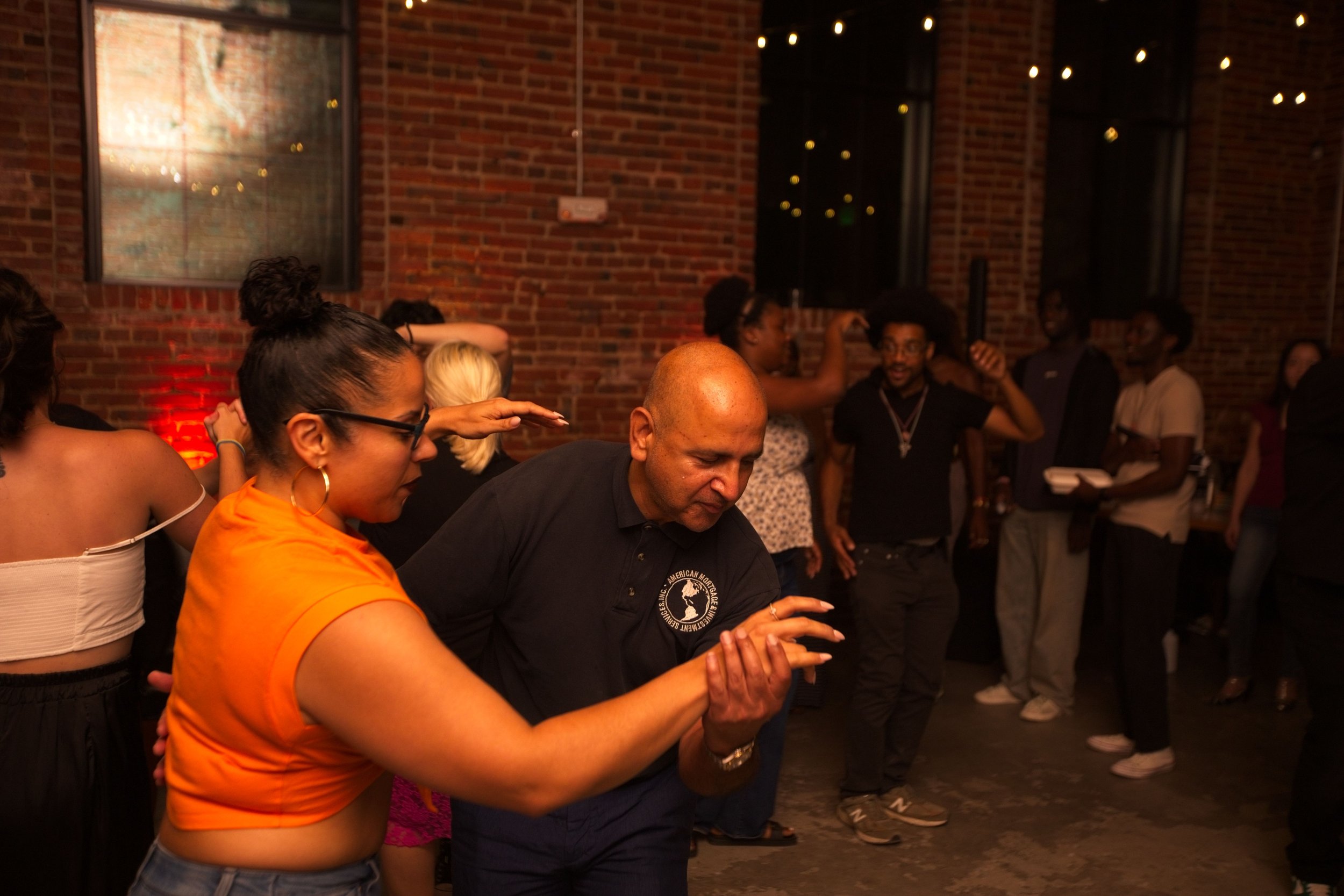 16 Couple Dancing.jpg