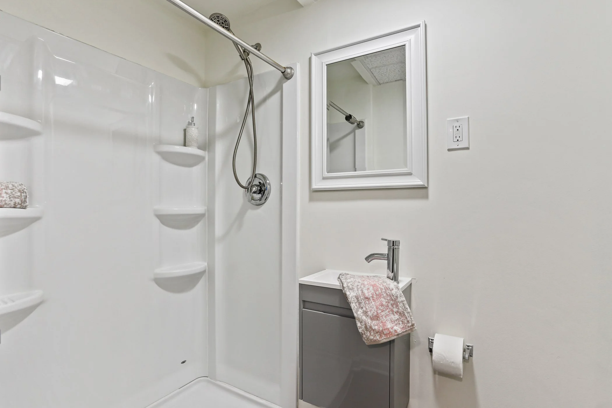 259 Green Fern Way_018.jpg