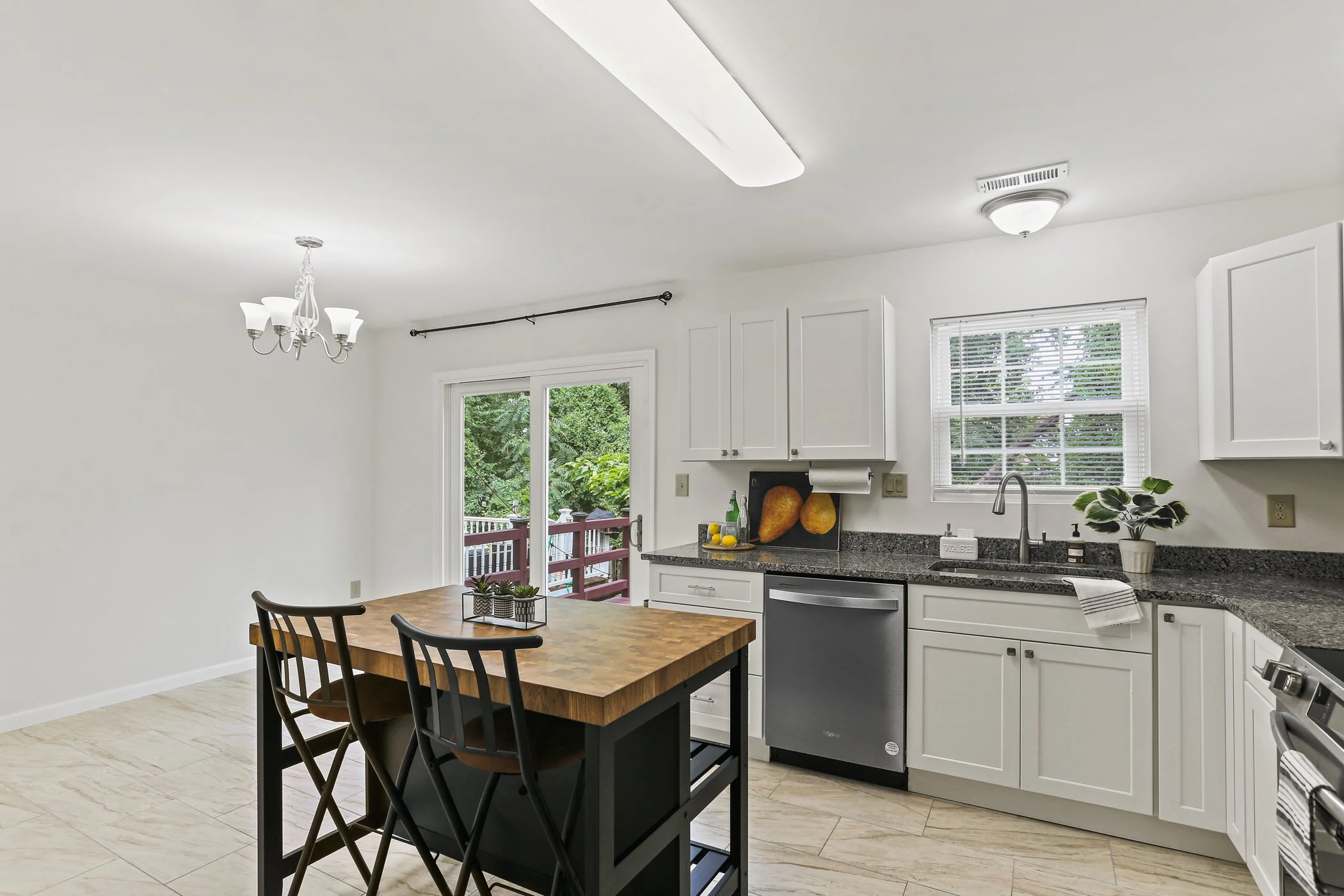 259 Green Fern Way_014.jpg