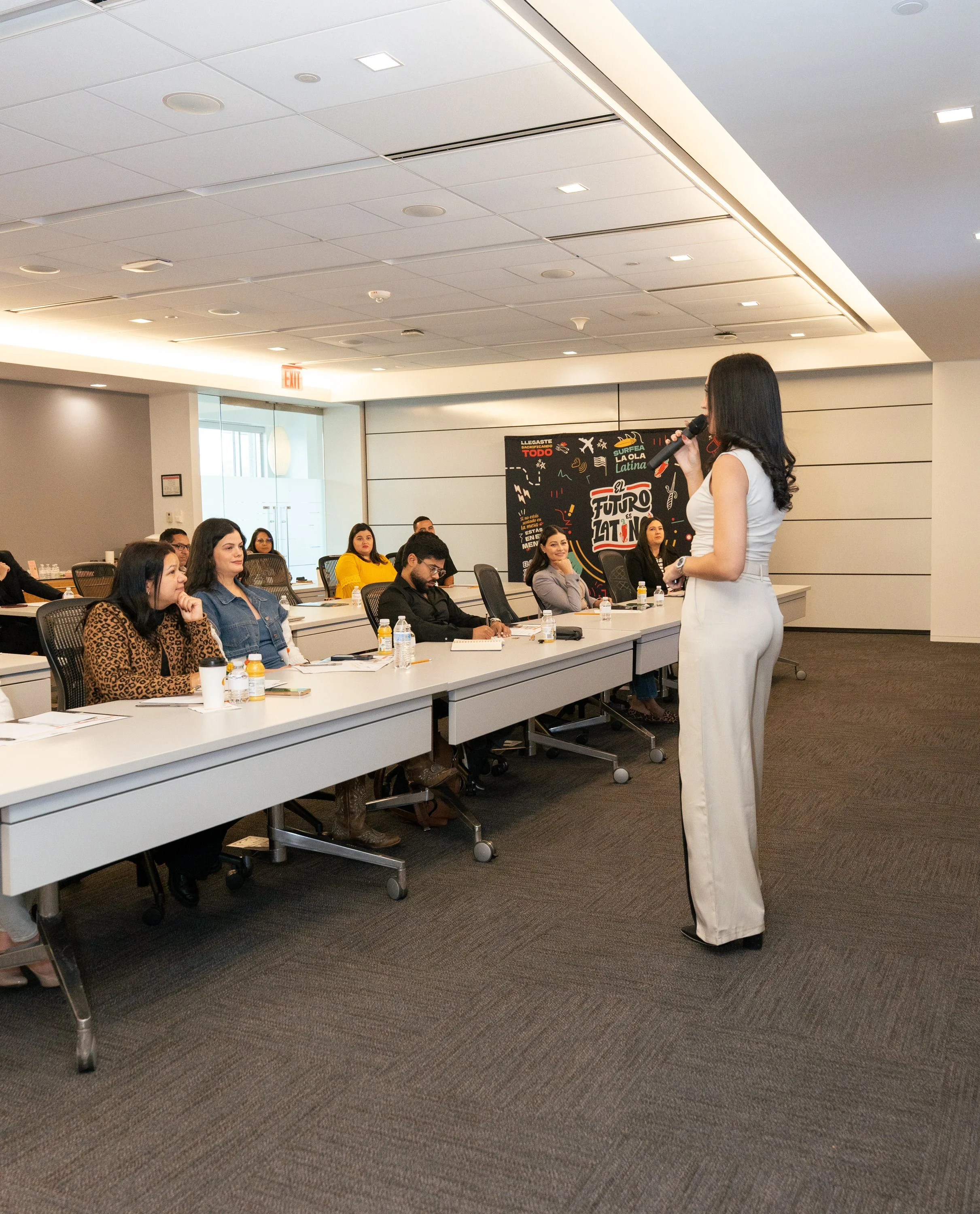 Comunica Academy Nov 22-23-16.jpg