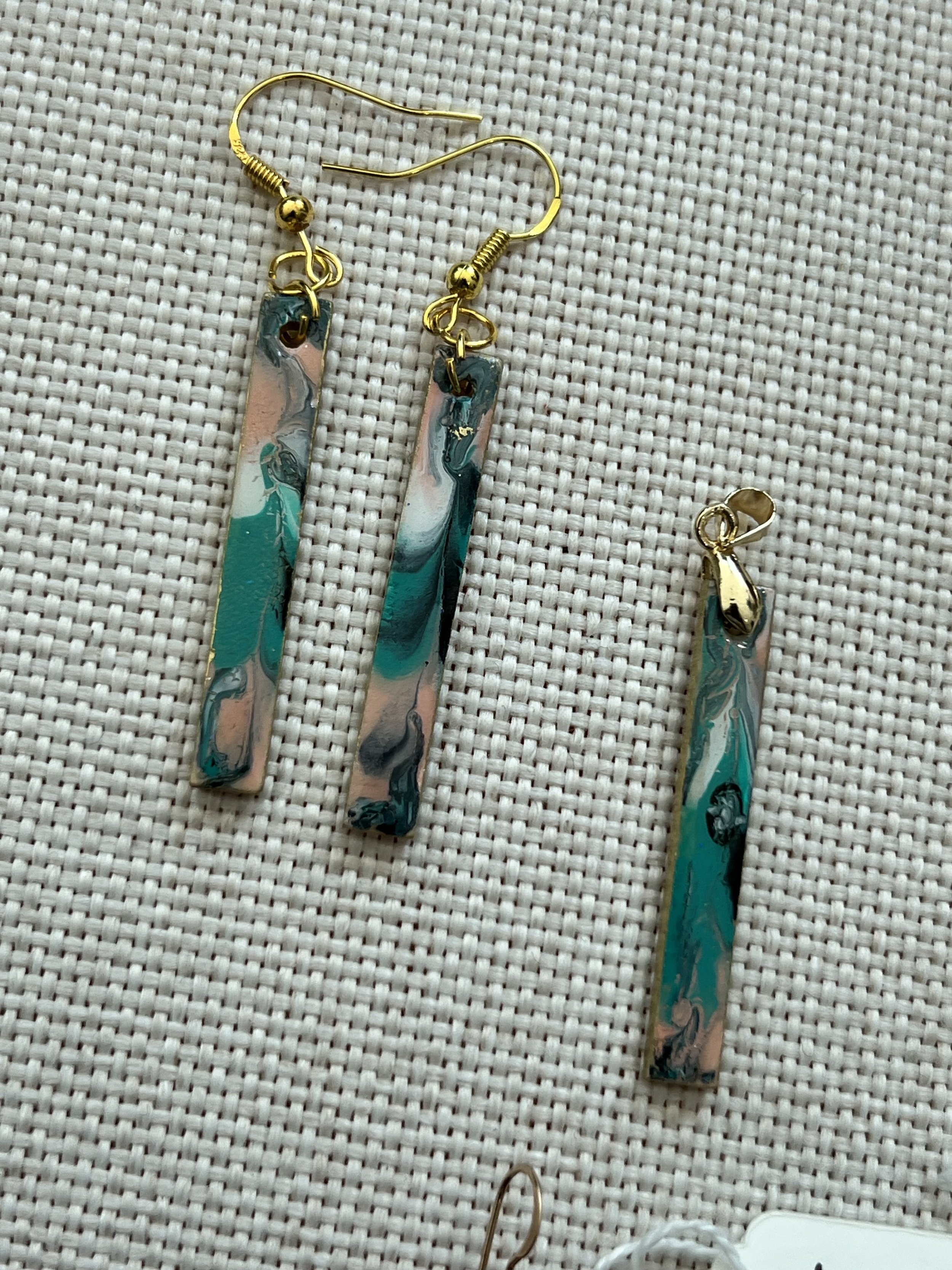 Wooden minimalist set