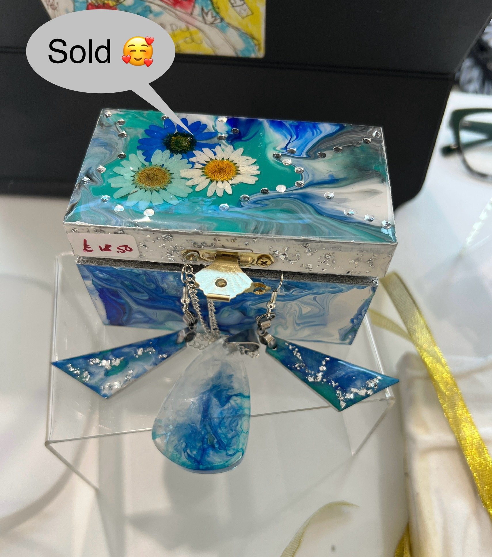 Resin Art Jewellery box and earring/pendant