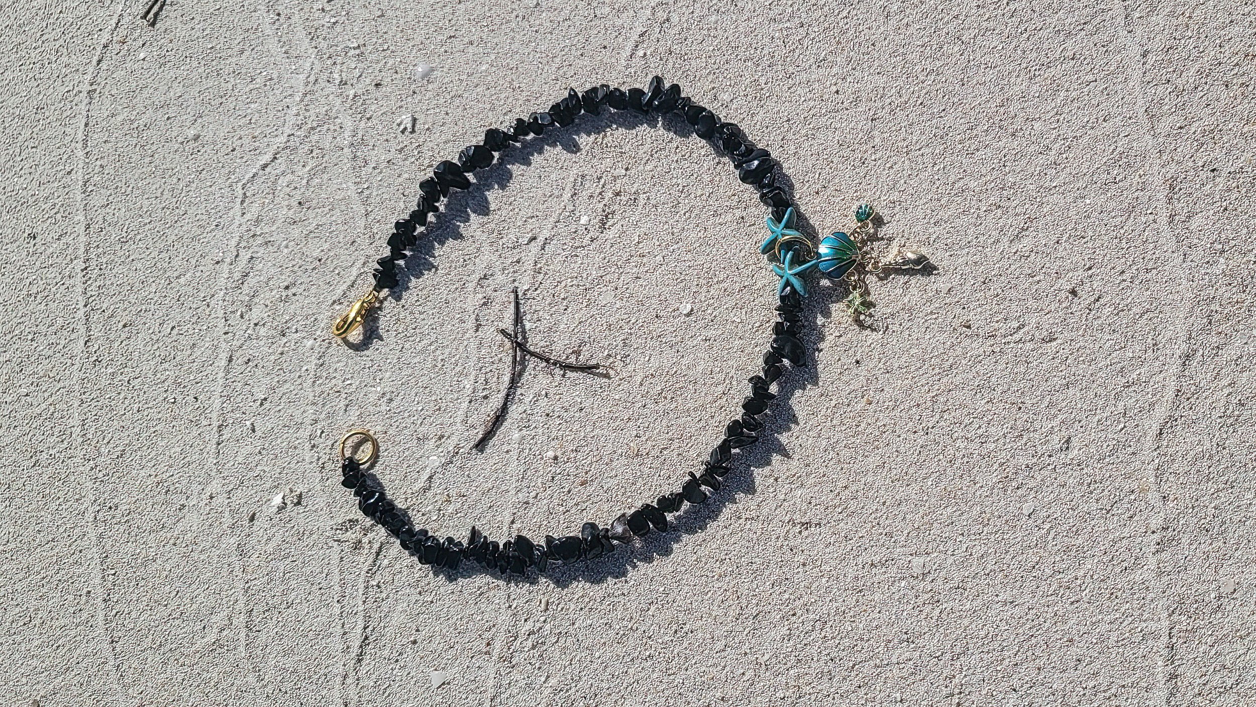 blackbeads3 (1 of 1)-SharpenAI-Softness.jpg