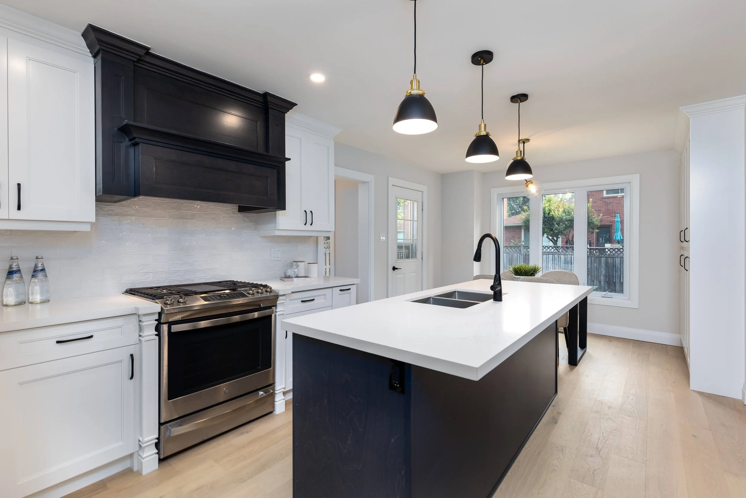 543 Harmony Ave_15.jpg