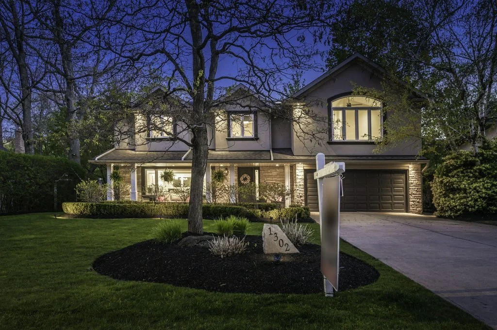 1302 Hillview Cres_16.jpg