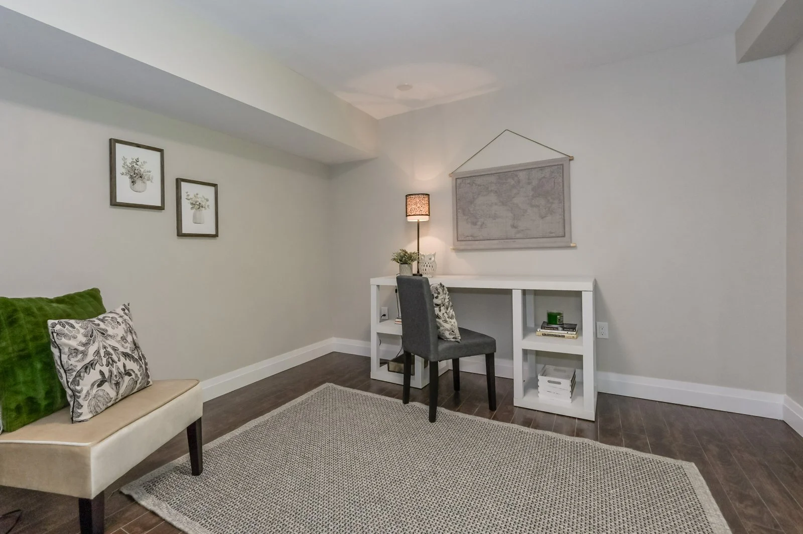 55 Brenda Boulevard_11.jpg
