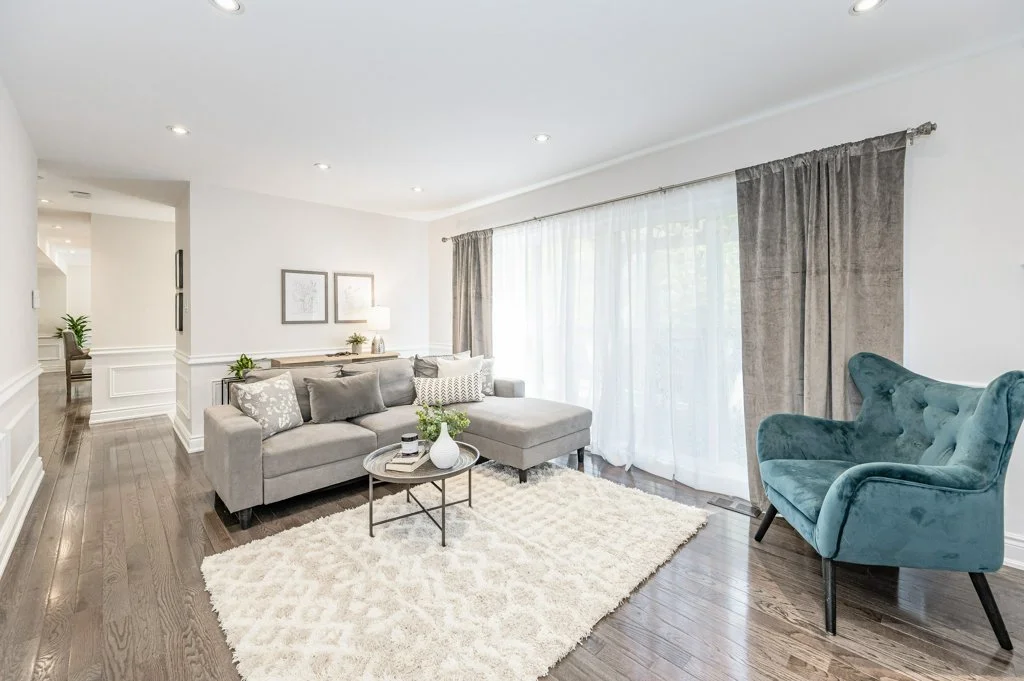 1302 Hillview Cres_9.jpg