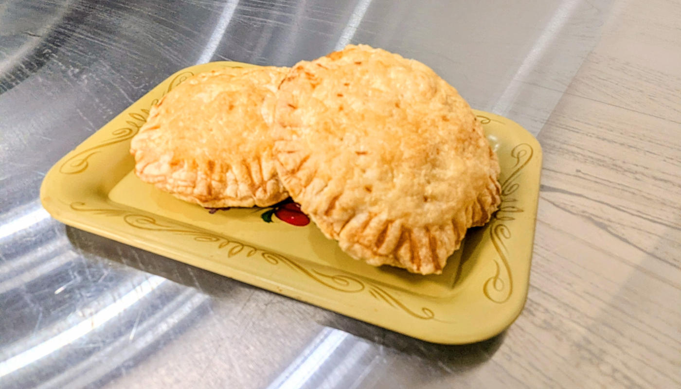 pastelito de carne flaky pastry filled with beef