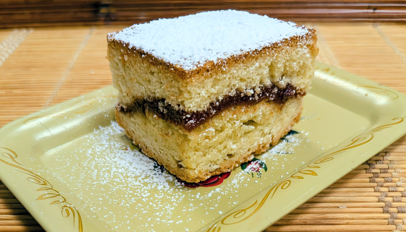 panetela almond cake square with guava filling