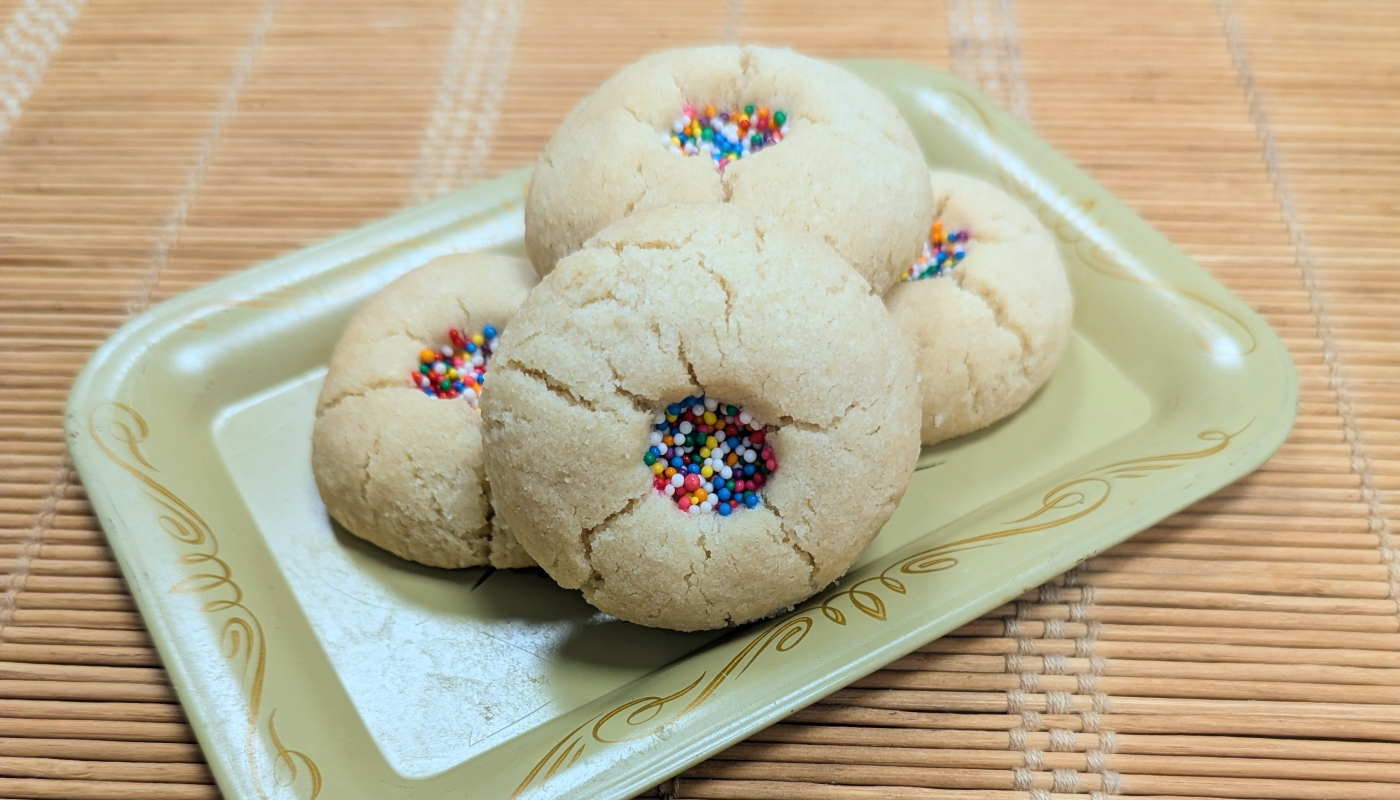 polvorones crumbly almond cookies with sprinkles