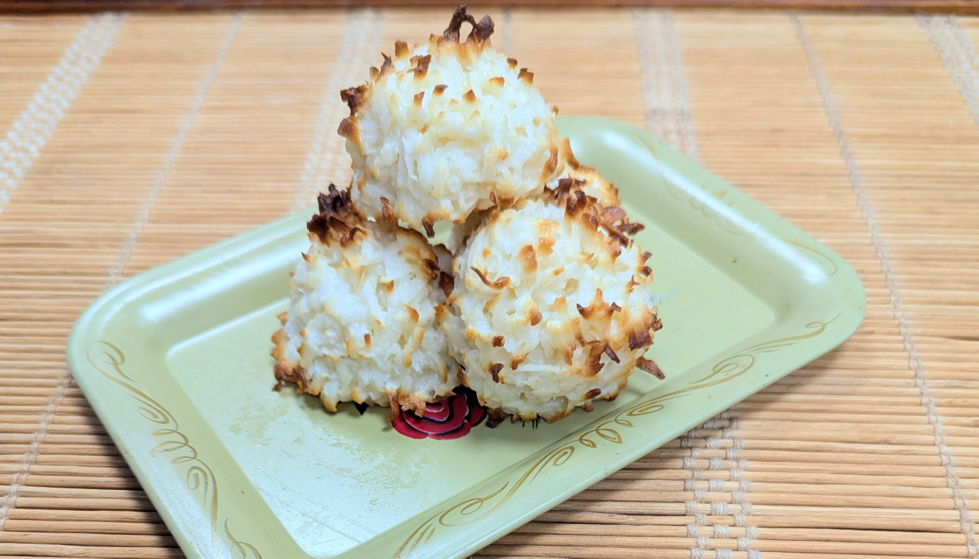 besitos de coco coconut cookies