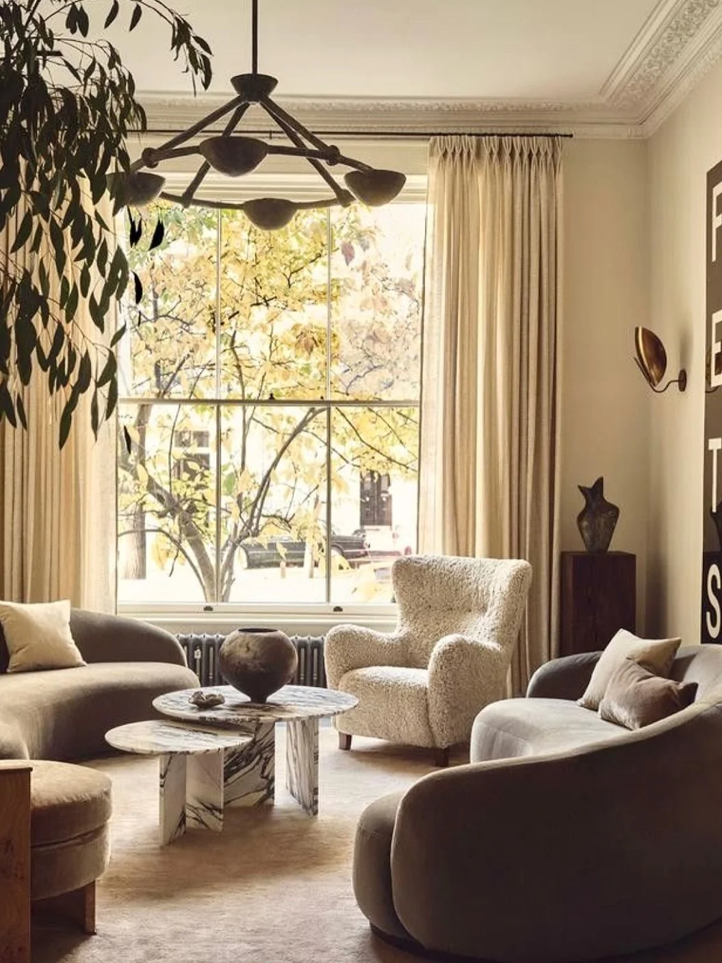 Neutral on purpose, luxe moody tones 
#QuietLuxury #InteriorInspo #NeutralPalette