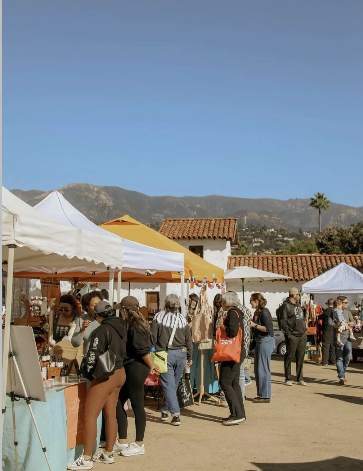 Mujeres Makers Market