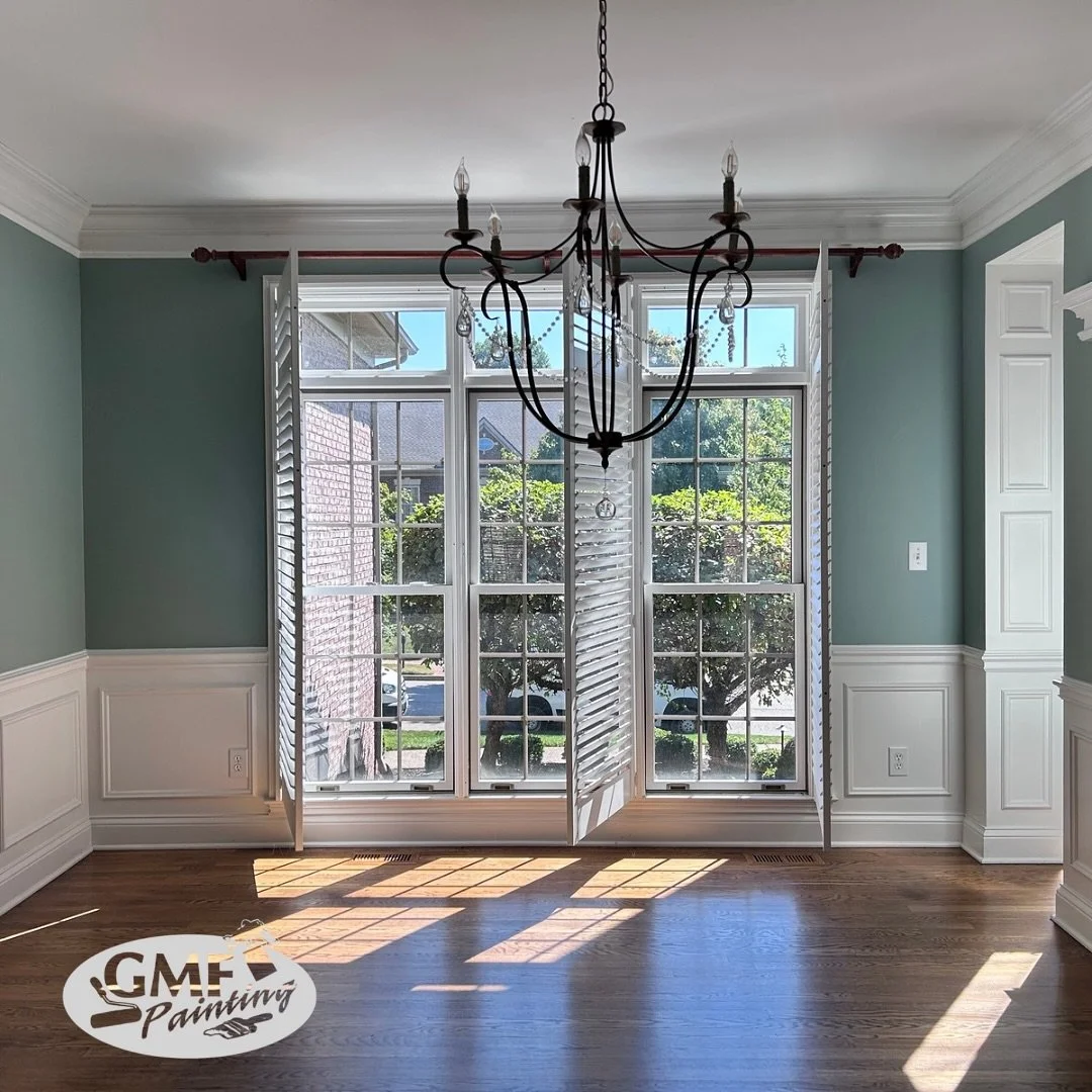 Shutters are getting a glow-up soon…🎨!
#sherwinwilliamspaint #paint