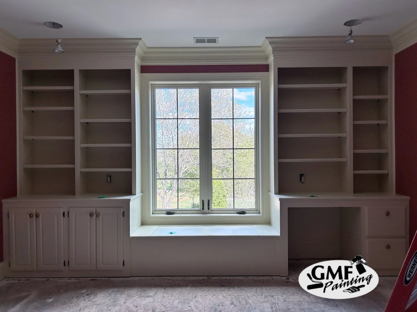 Same cabinets&hellip;just got a glow up 😉! 

#gmfpainting #cabinetpainting #homedecor