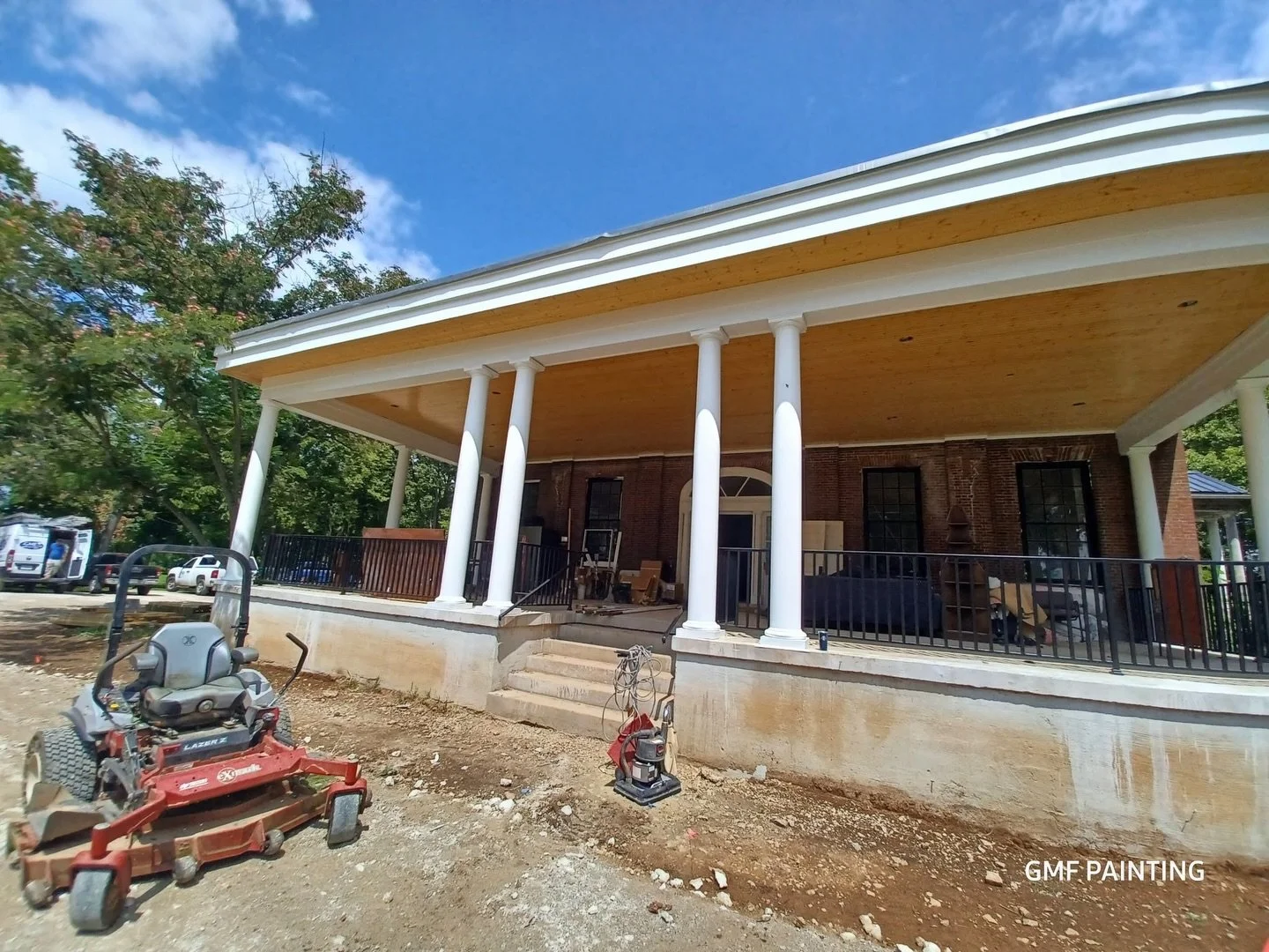 Throwback to this project&hellip;a full restoration and transformation by staining and painting the ceiling, columns, posts, and trim.

#gmfpainting #tbt #restoration