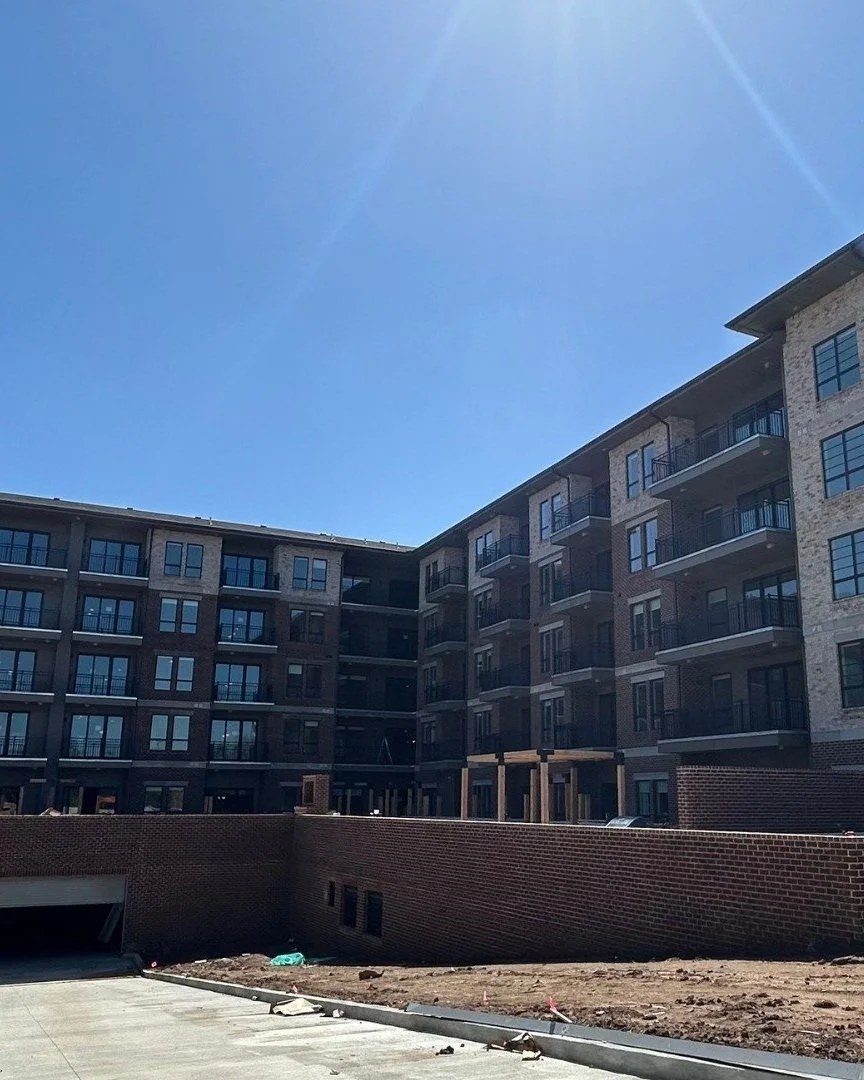 APARTMENTS LAKEWOOD.jpg