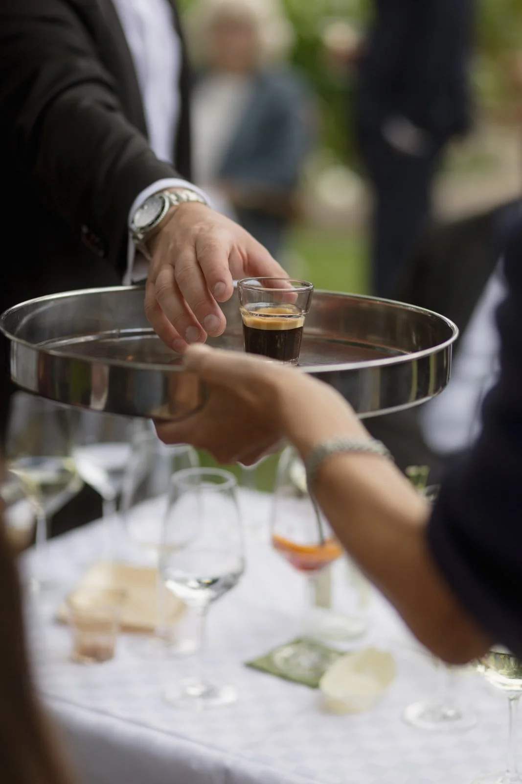 Weingut Dr. Wehrheim Landau in der Pfalz Brautpaar Hochzeit Oana Balan @oanasphoto