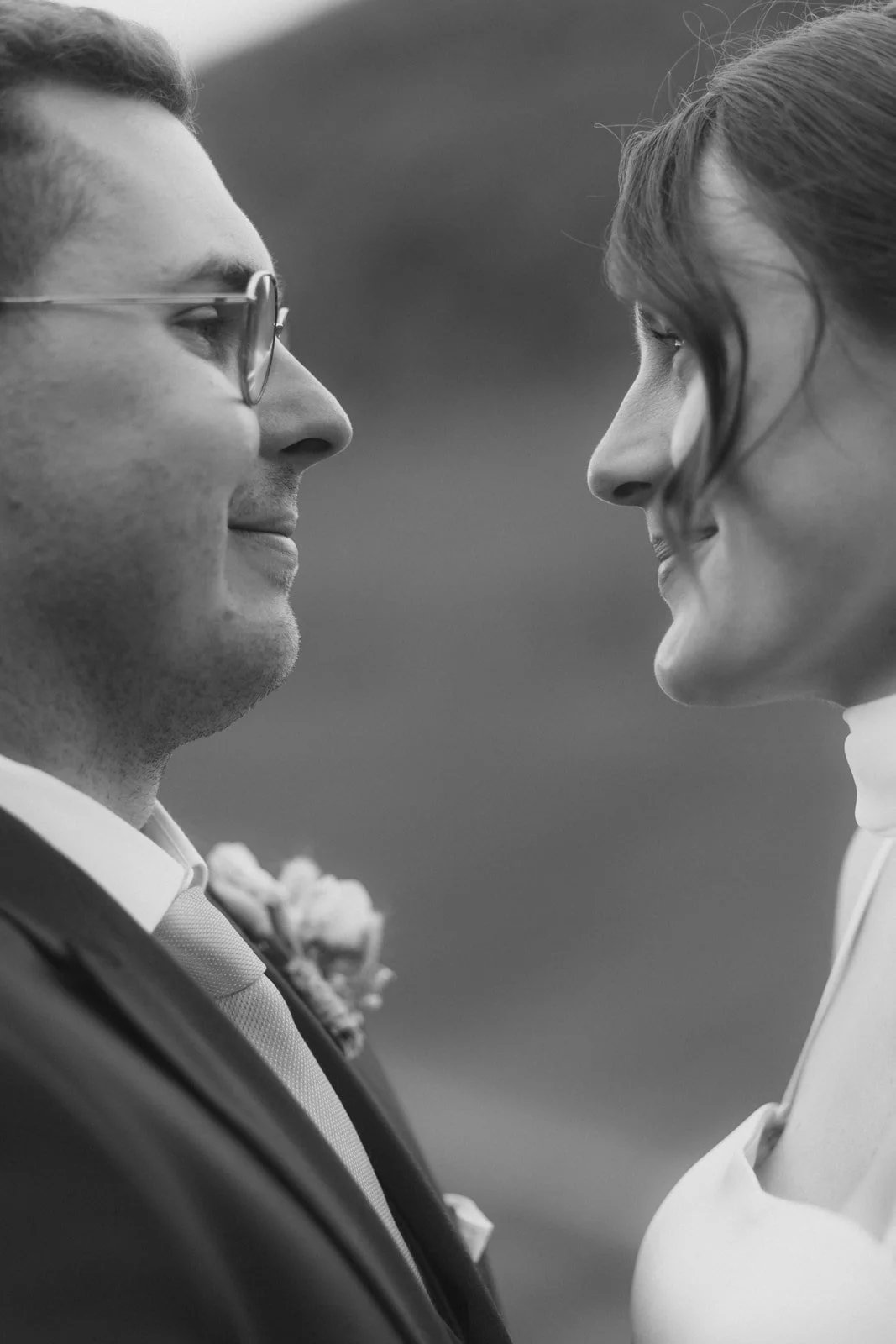 Weingut Dr. Wehrheim Landau in der Pfalz Brautpaar Hochzeit Oana Balan @oanasphoto