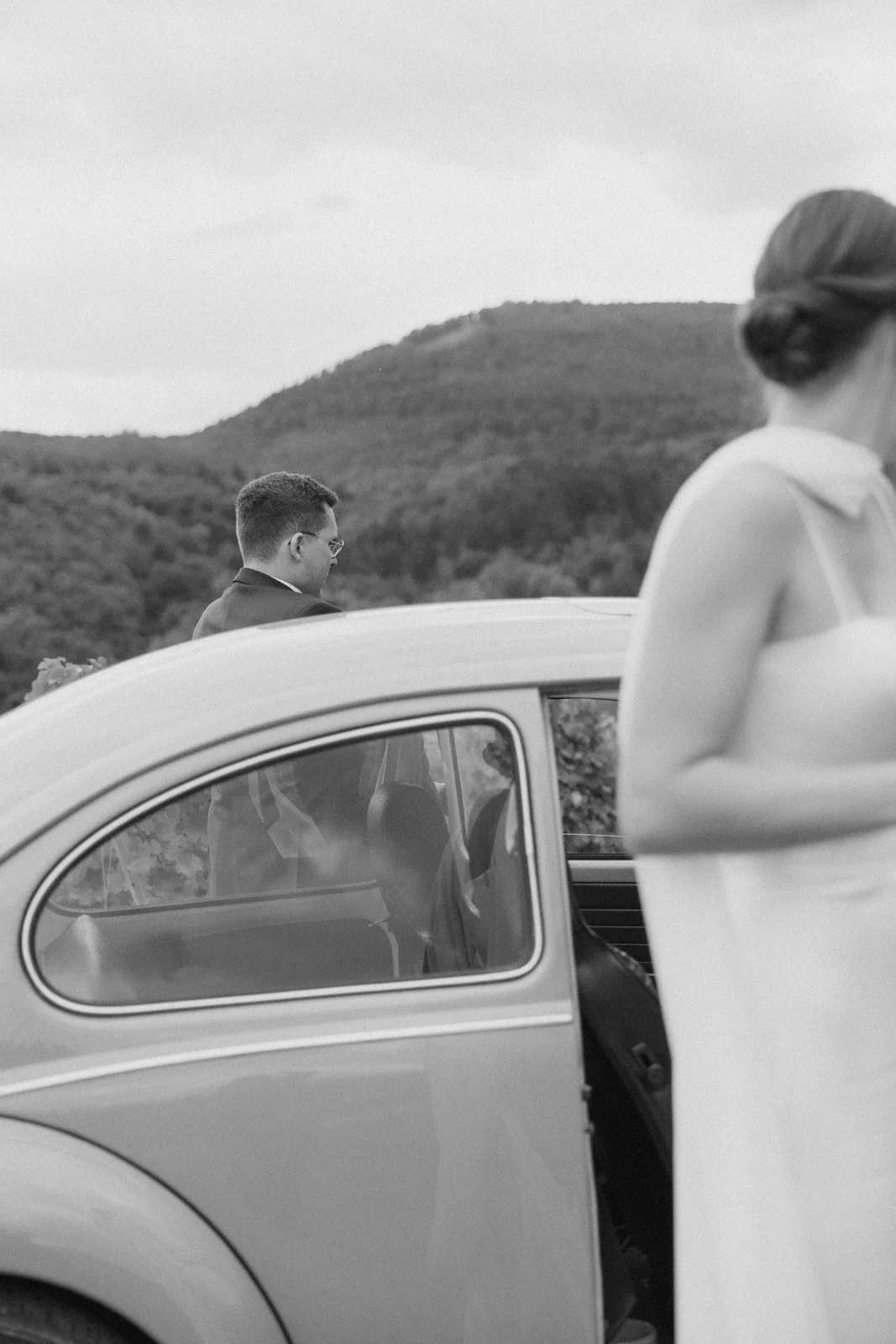 Weingut Dr. Wehrheim Landau in der Pfalz Brautpaar Hochzeit Oana Balan @oanasphoto
